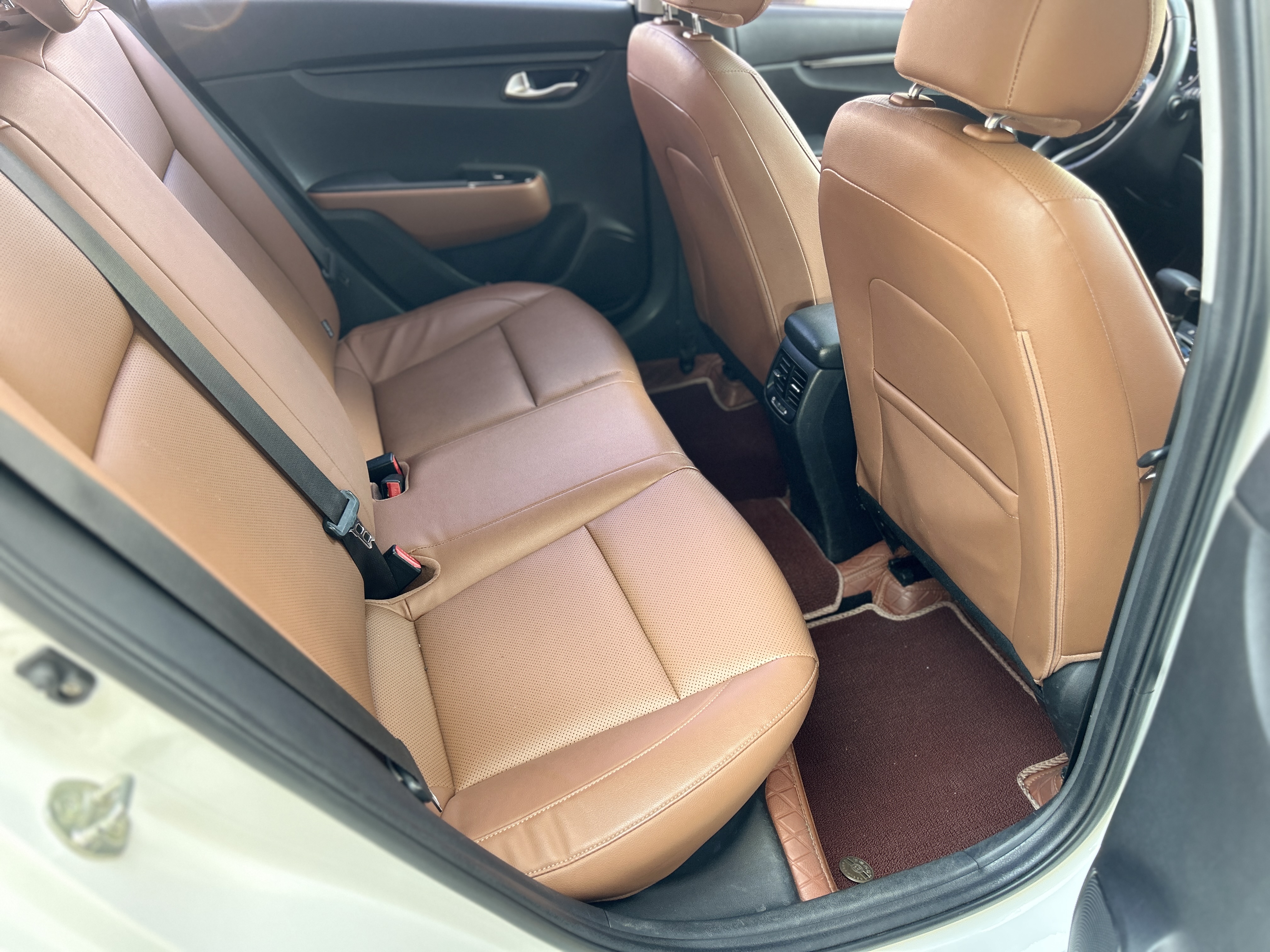 Kia Rio Cross 2018 صورة سيارة #15