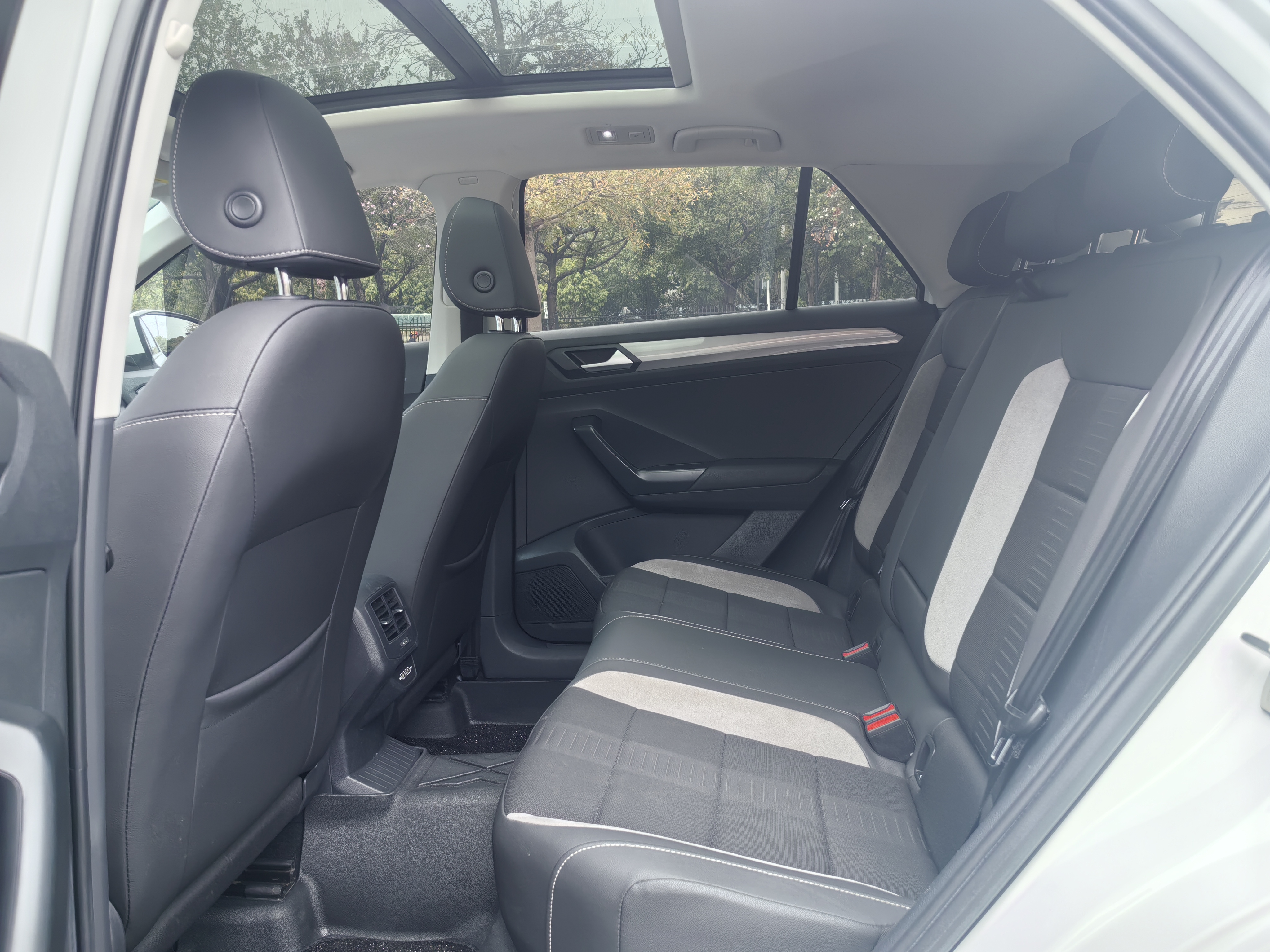 T-Roc 2022 #15 T-Roc 2022 car image #15