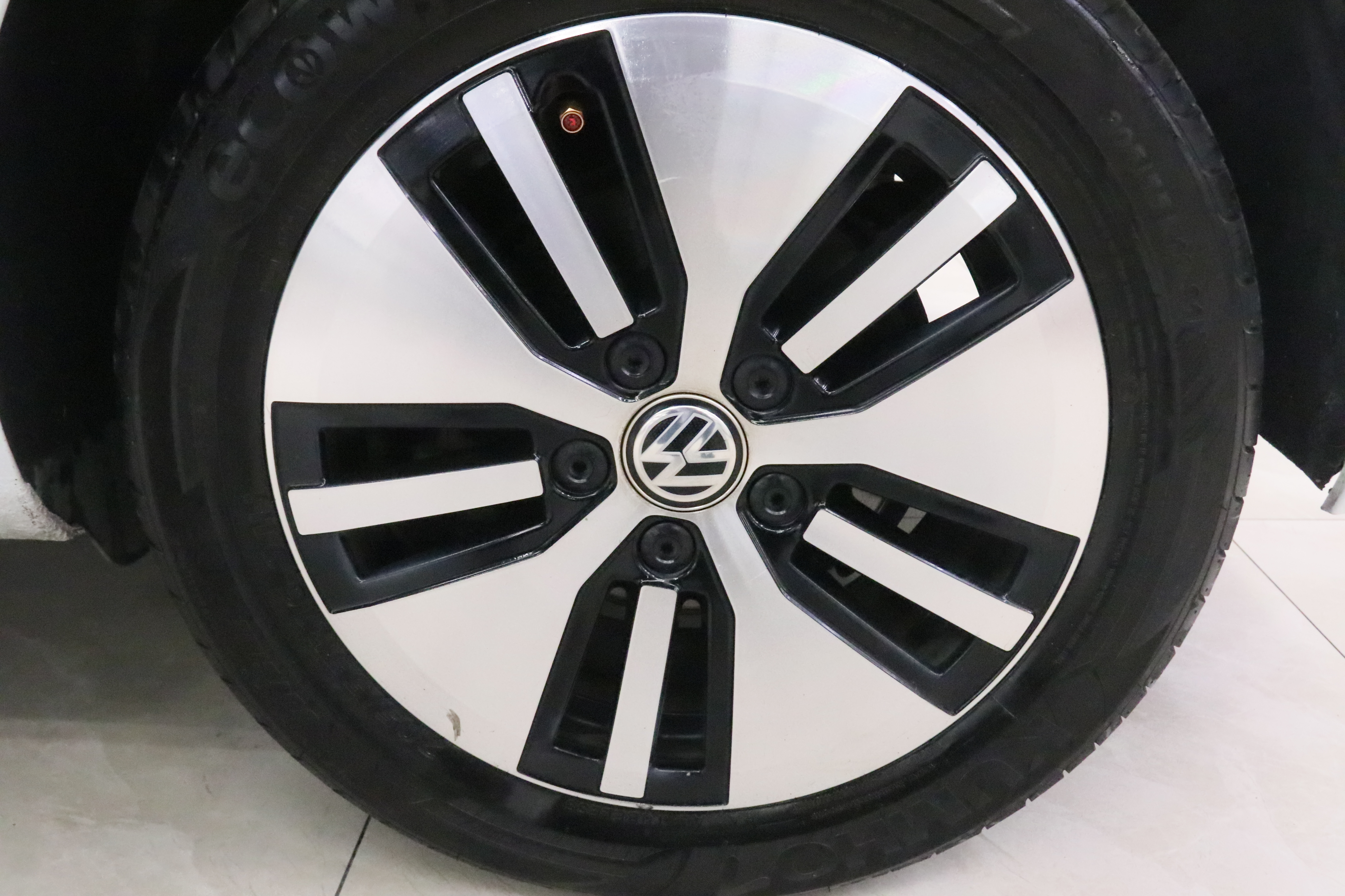 Volkswagen Golf Pure Electric 2020 #15 Volkswagen Golf Pure Electric 2020 car image #15