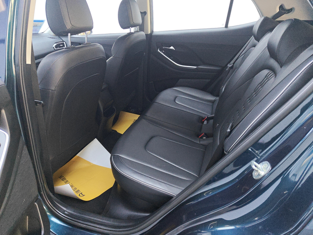 Hyundai ix25 2020 صورة سيارة #15