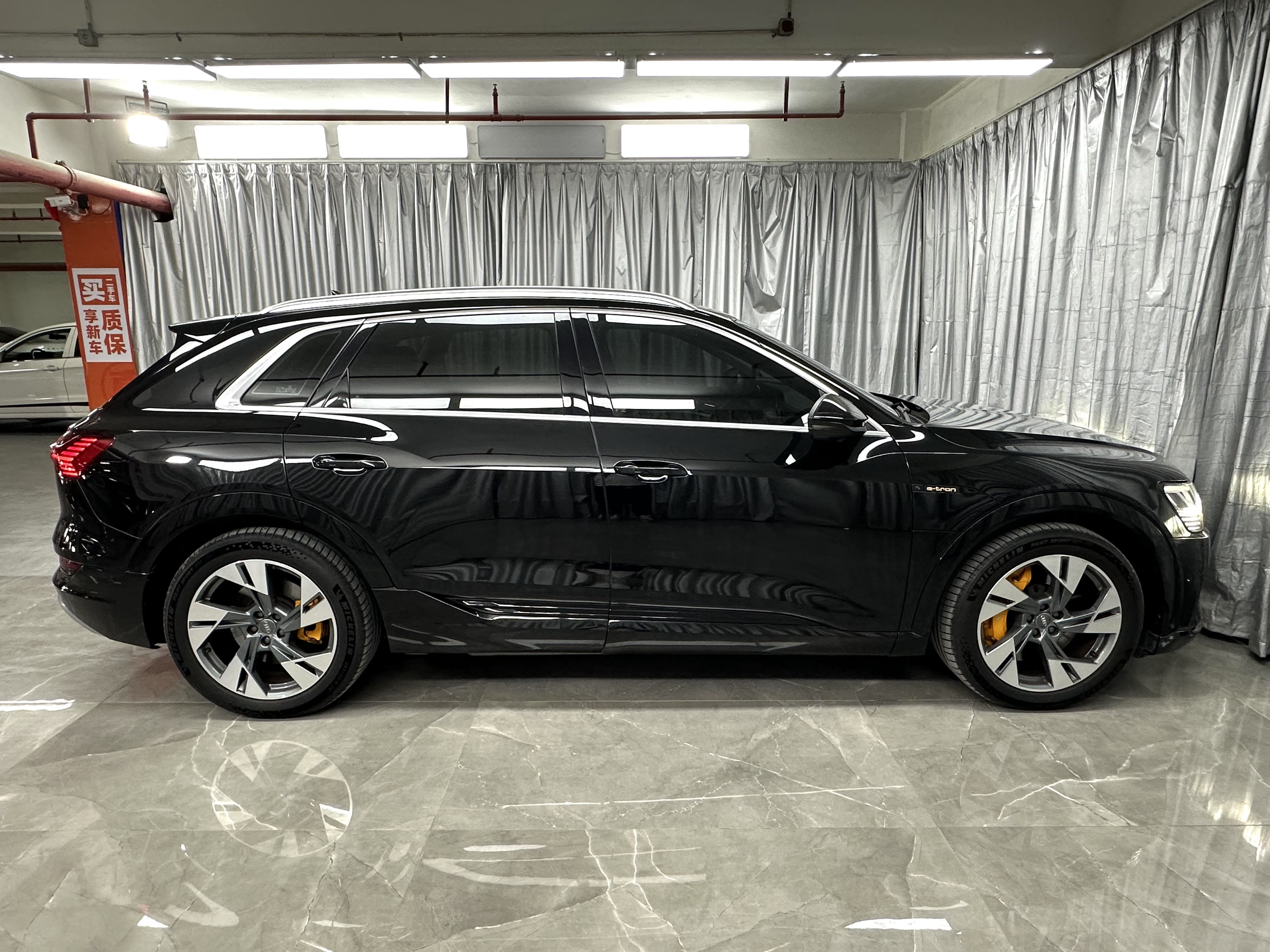 Audi e-tron (Imported) 2020 car image #15