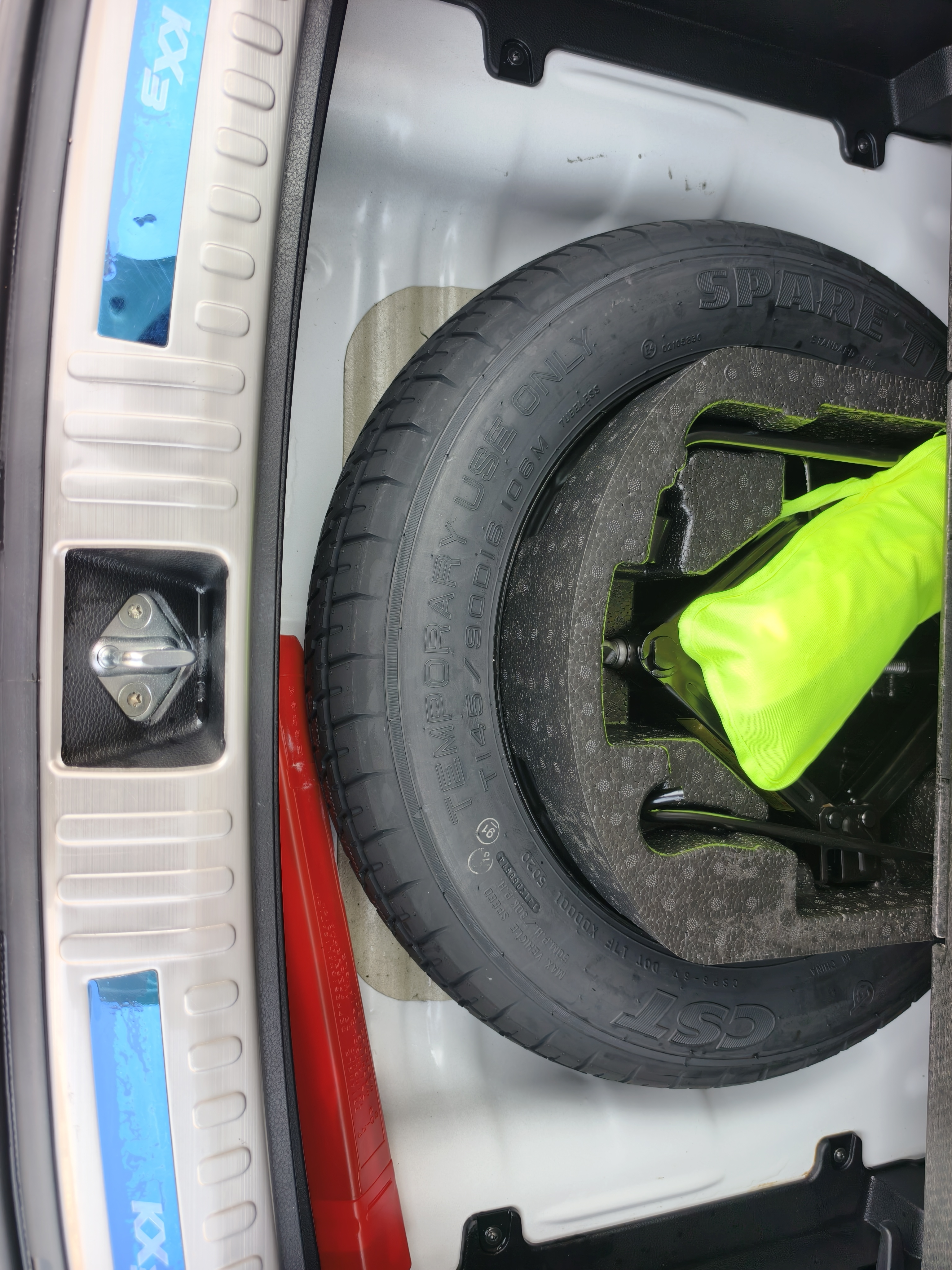 Kia Stonic 2021 изображение автомобиля #15