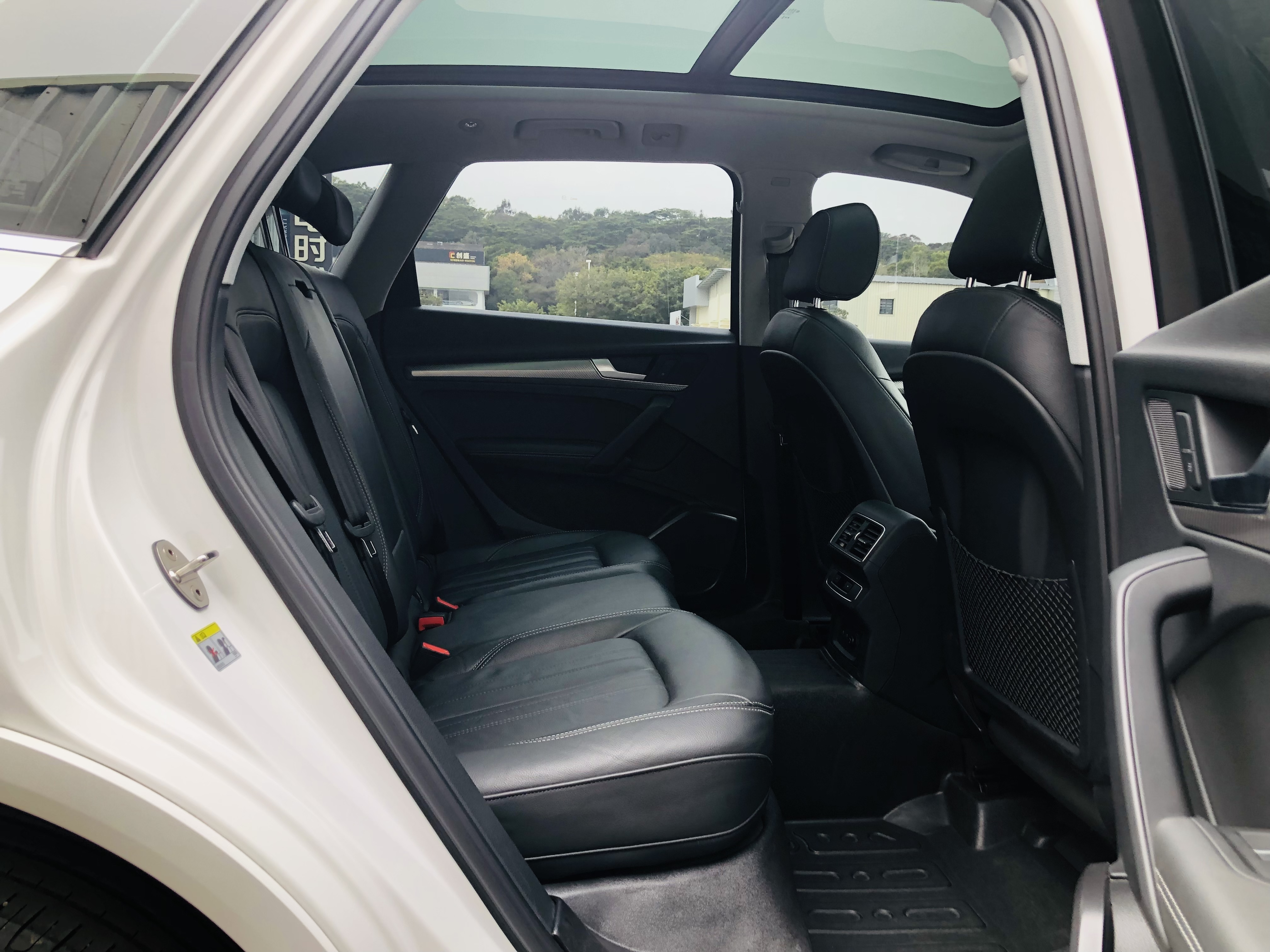 Audi Q5L 2020 car image #15