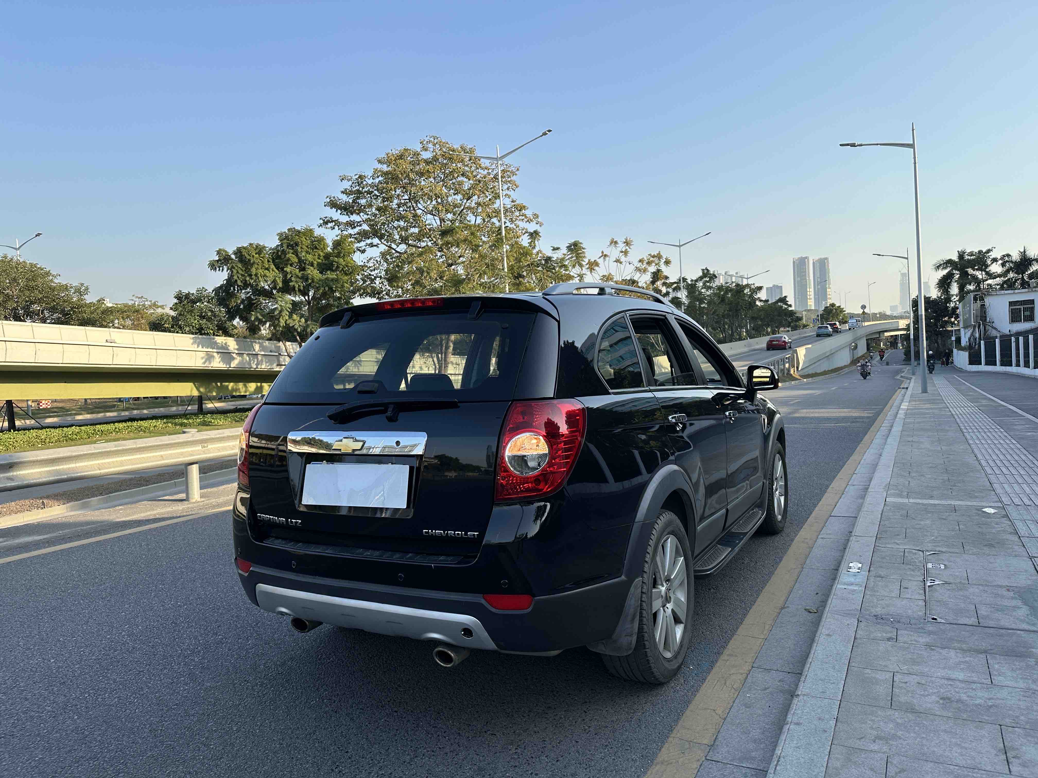 Chevrolet Captiva (Imported) 2011 car image #15