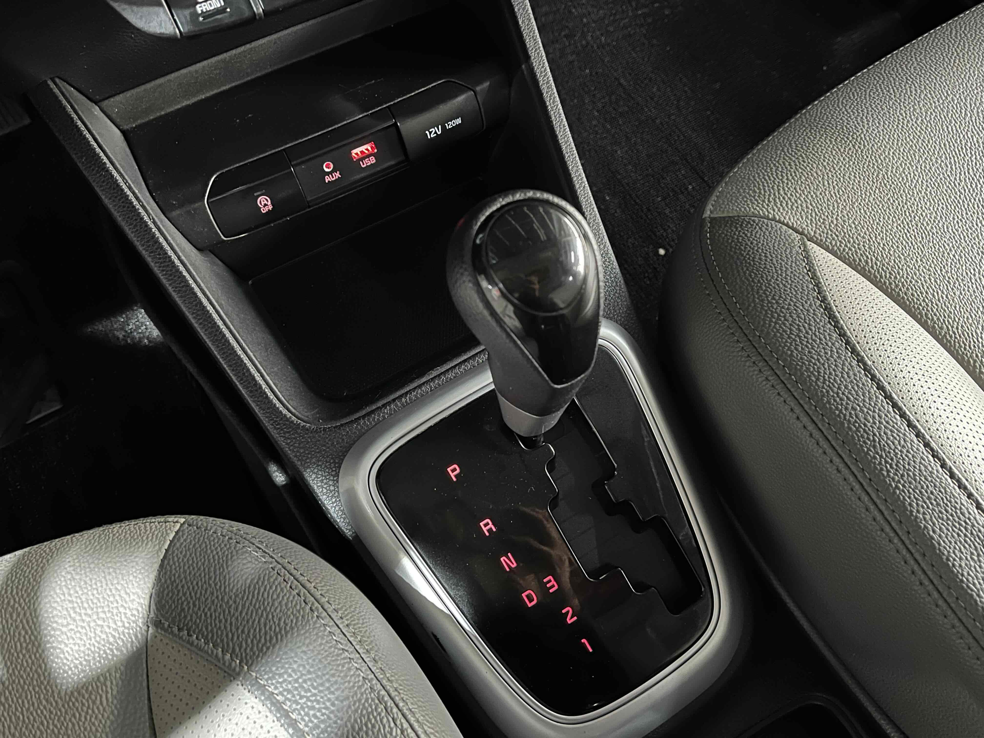 起亚 焕驰 2020 汽车图片 #15