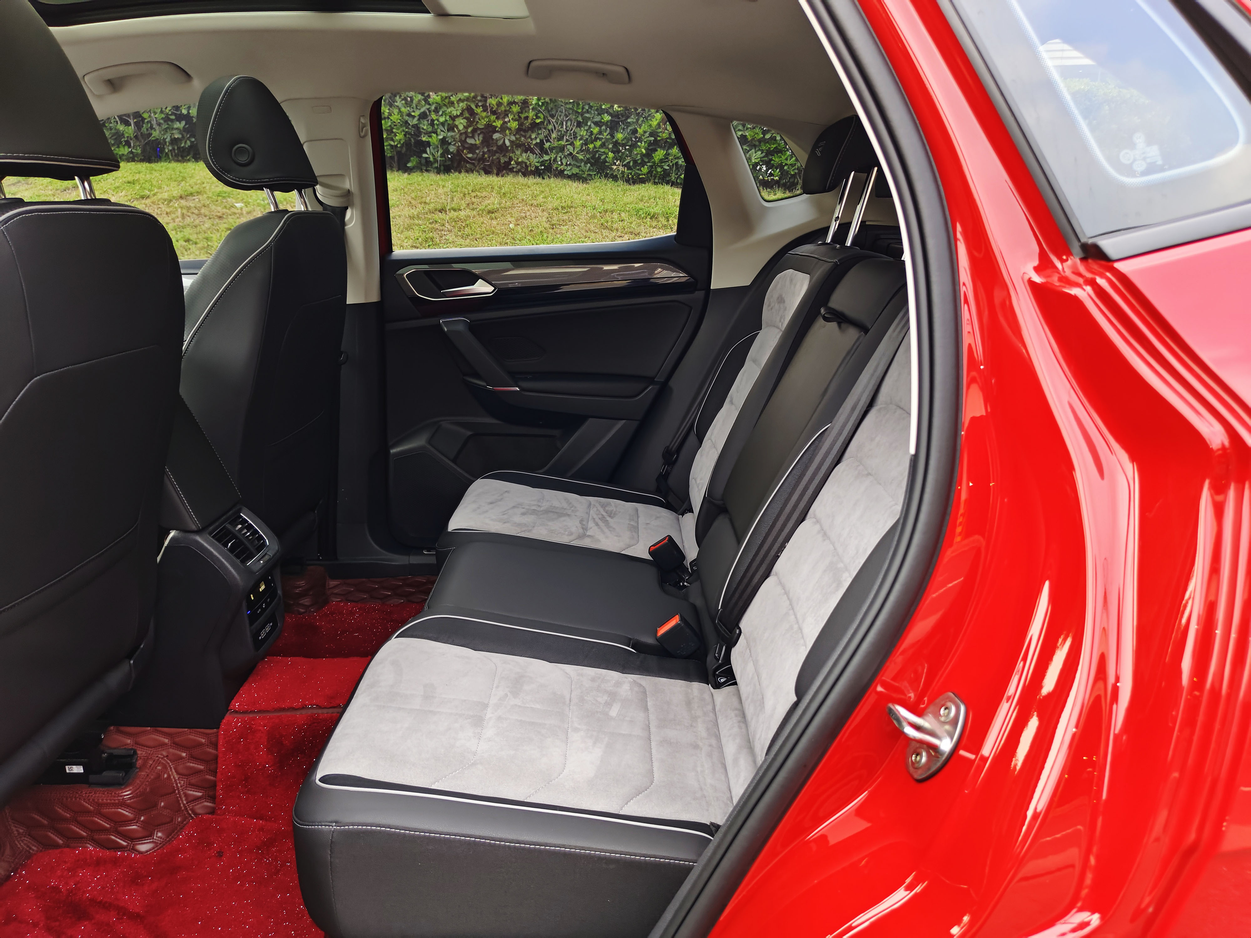 Volkswagen Tayron X 2022 car image #15