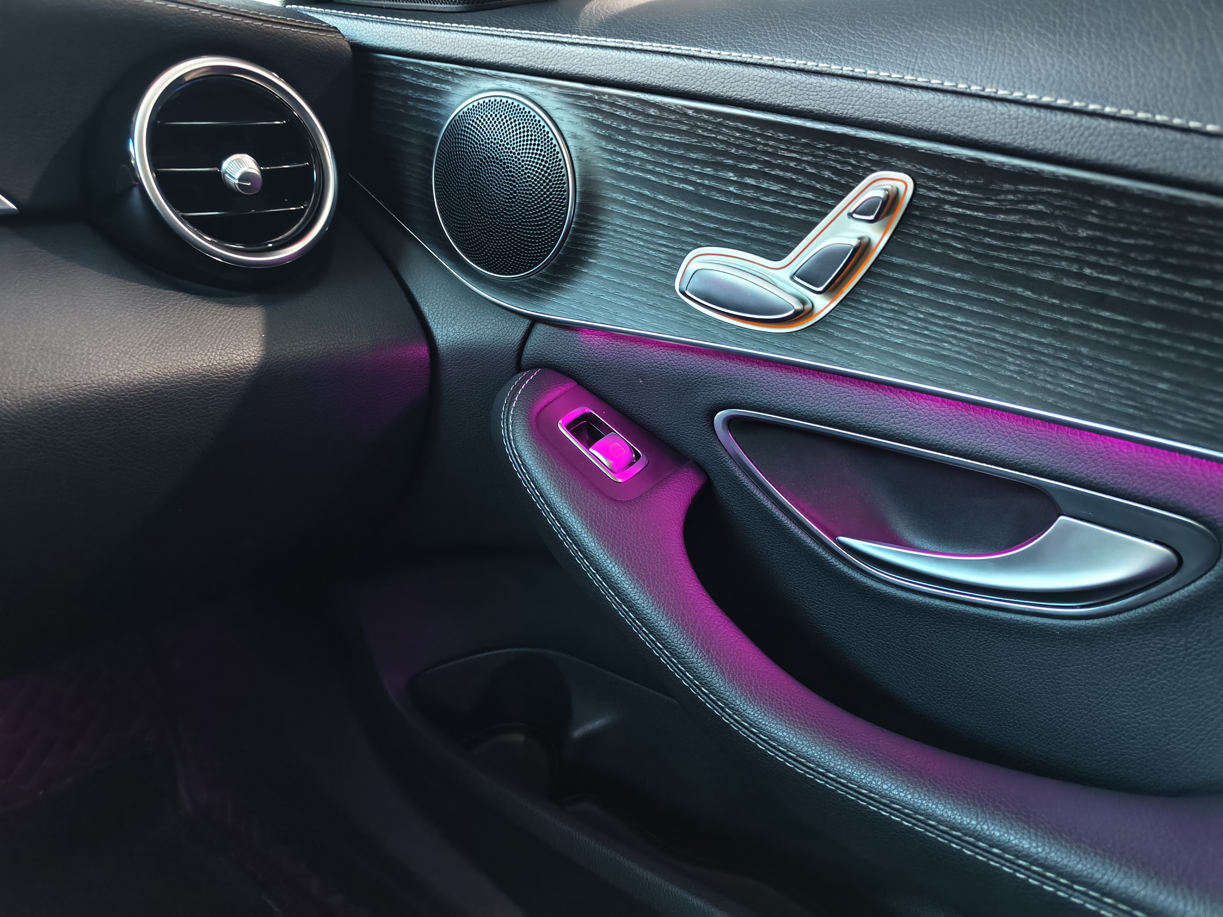 Mercedes-Benz C Class 2022 car image #15
