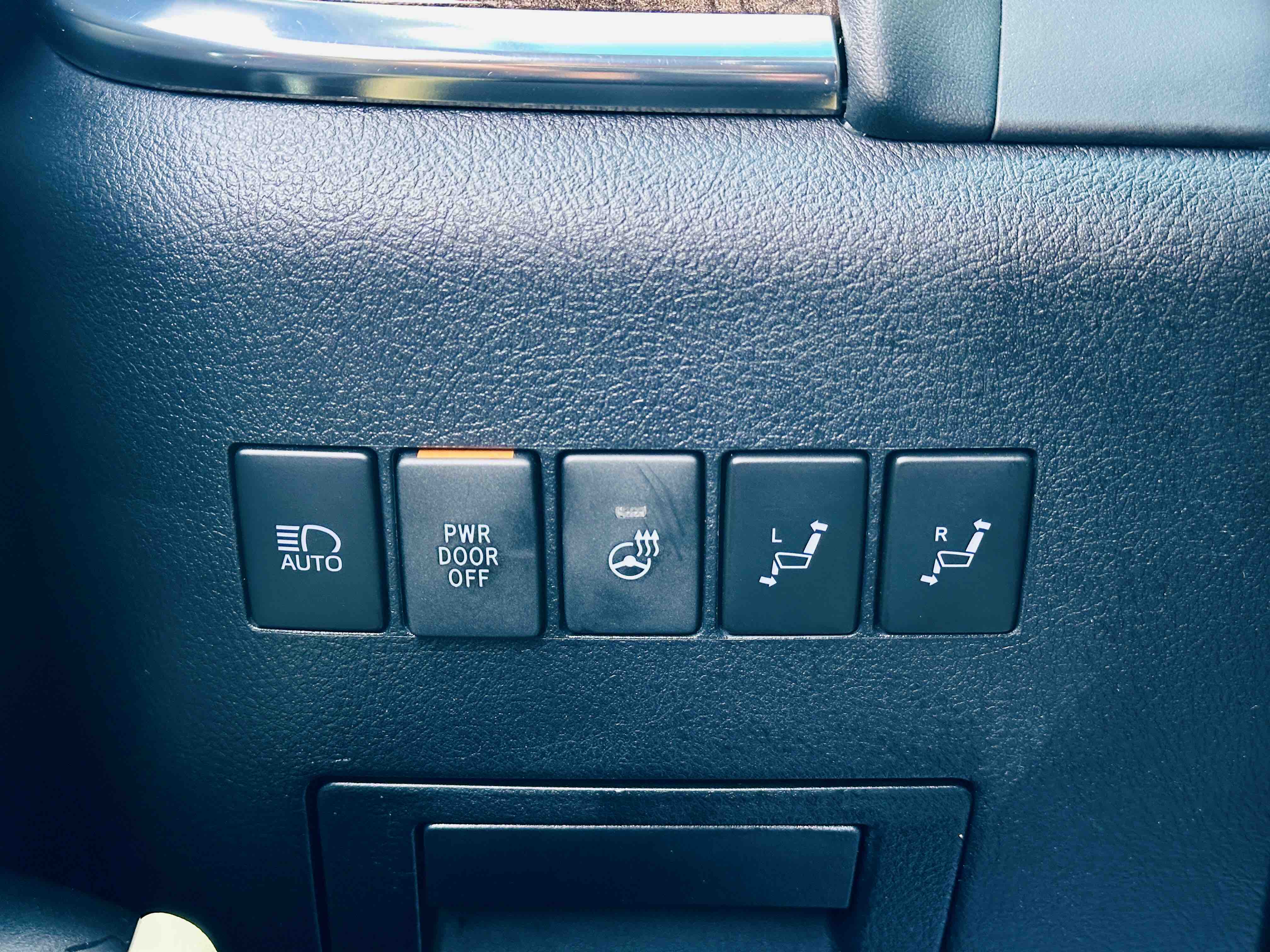 Toyota Vellfire 2021 #15 Toyota Vellfire 2021 صورة سيارة #15