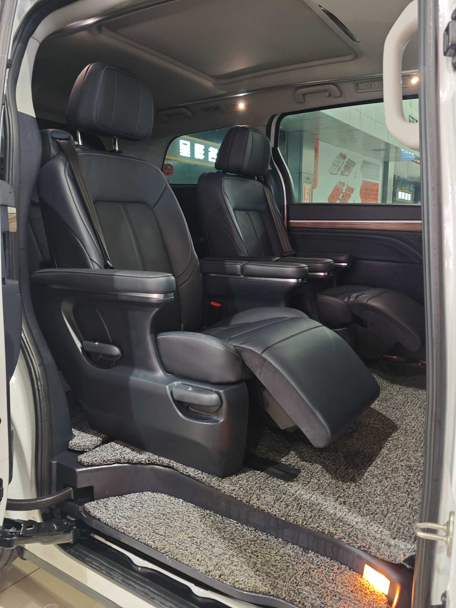 广汽传祺 传祺M8 2022 汽车图片 #15