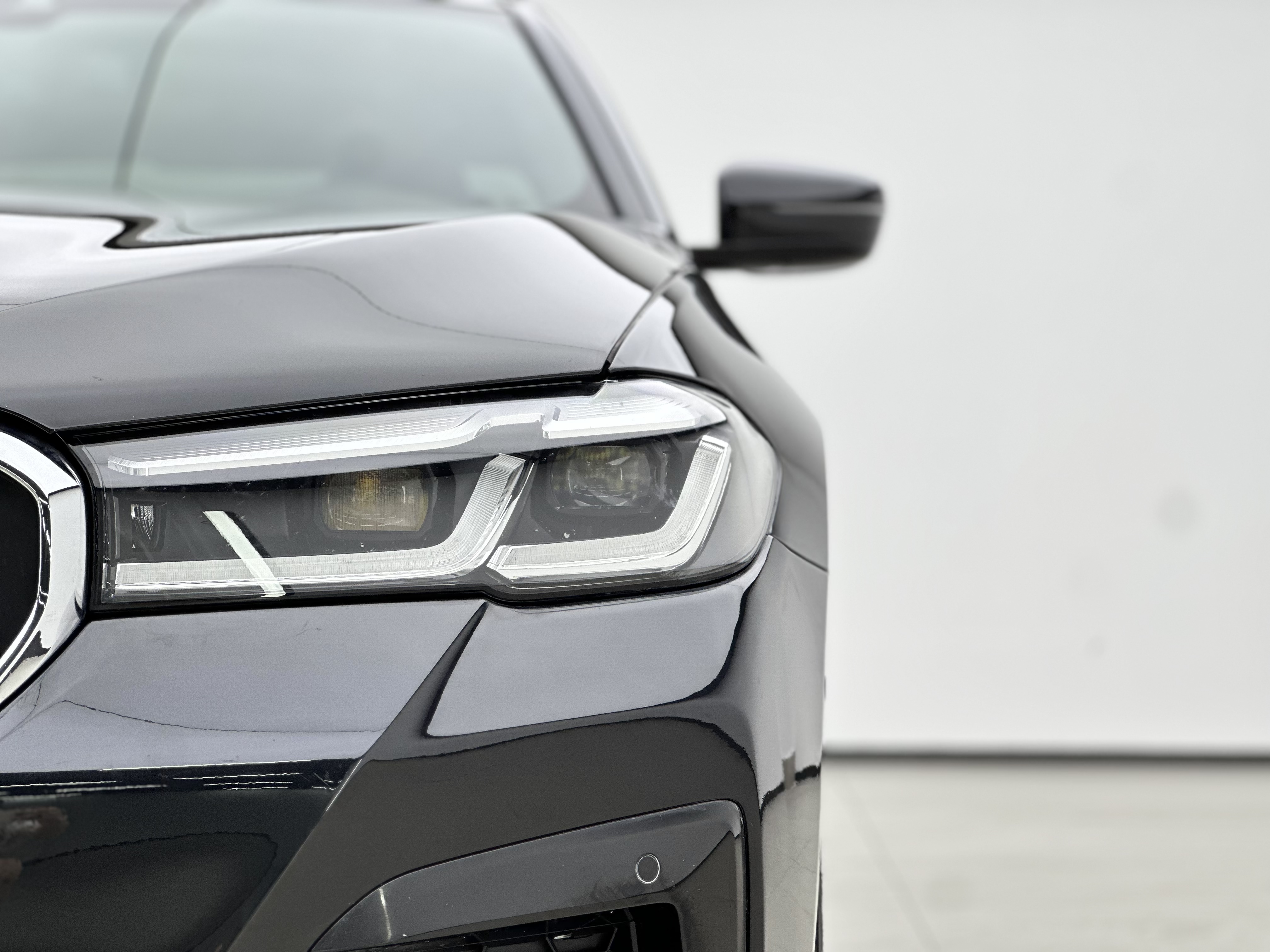 BMW 5 Series 2021 car image #15