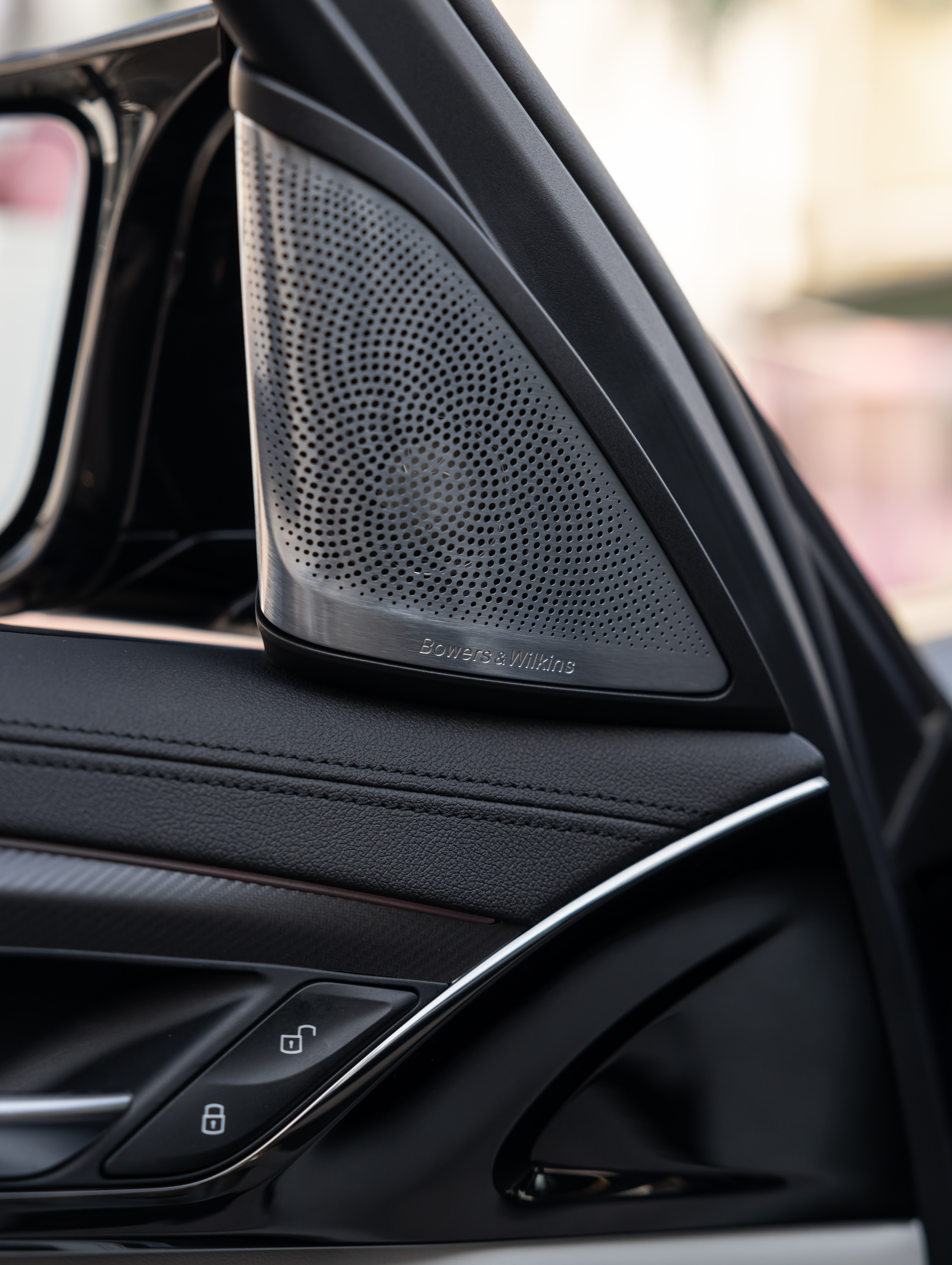 BMW M5 2023 изображение автомобиля #15