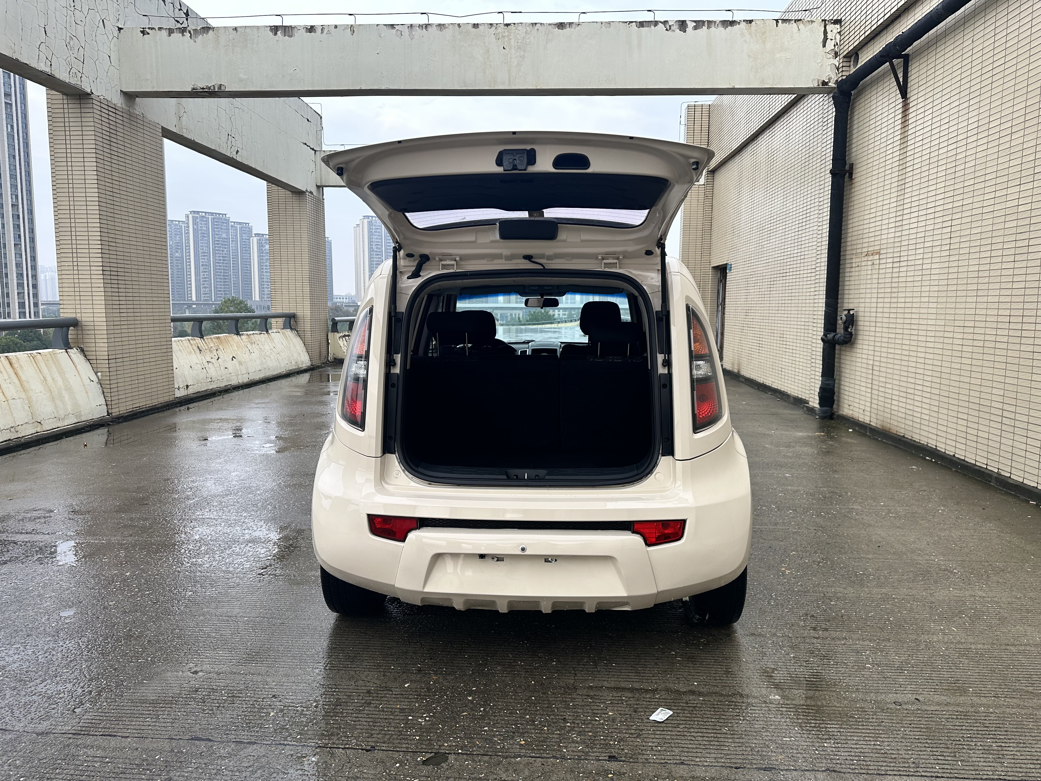 起亚 秀尔 2012 汽车图片 #15