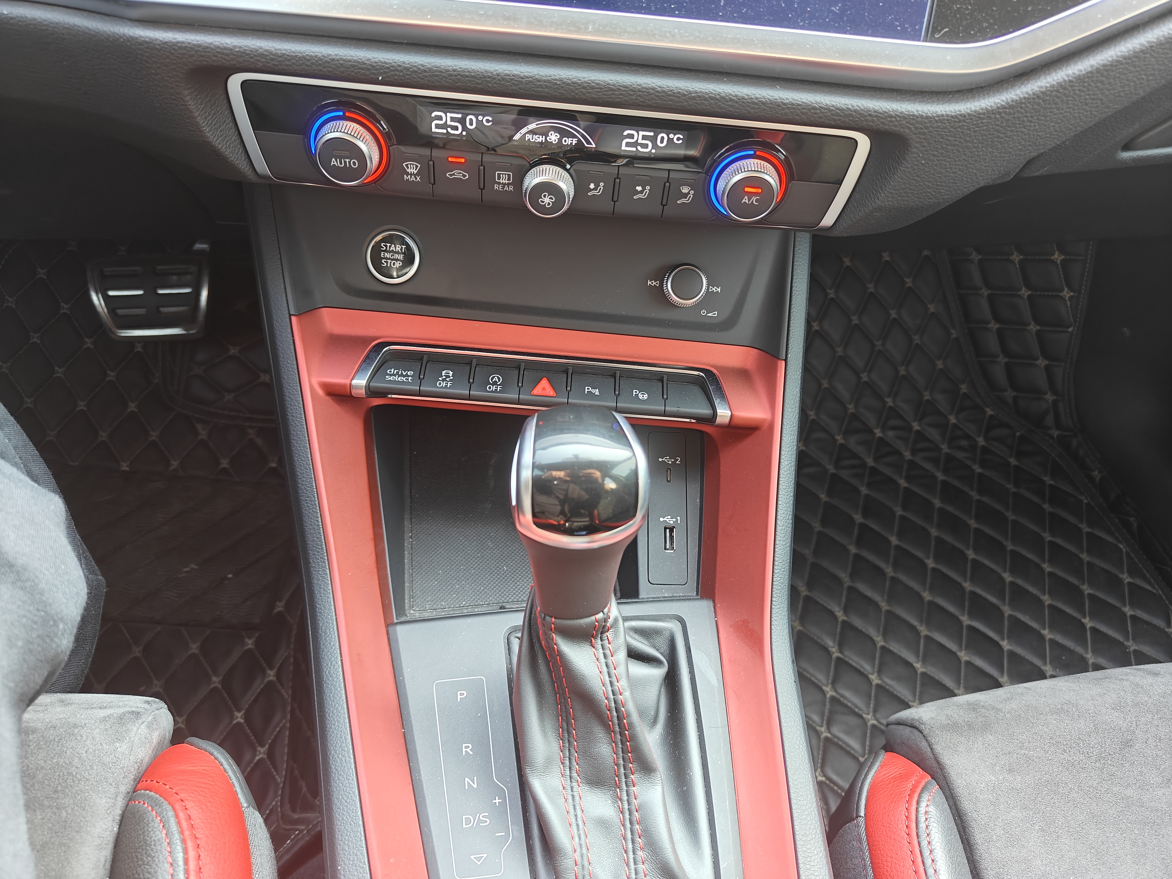 Audi Q3 2020 imagen de coche #15