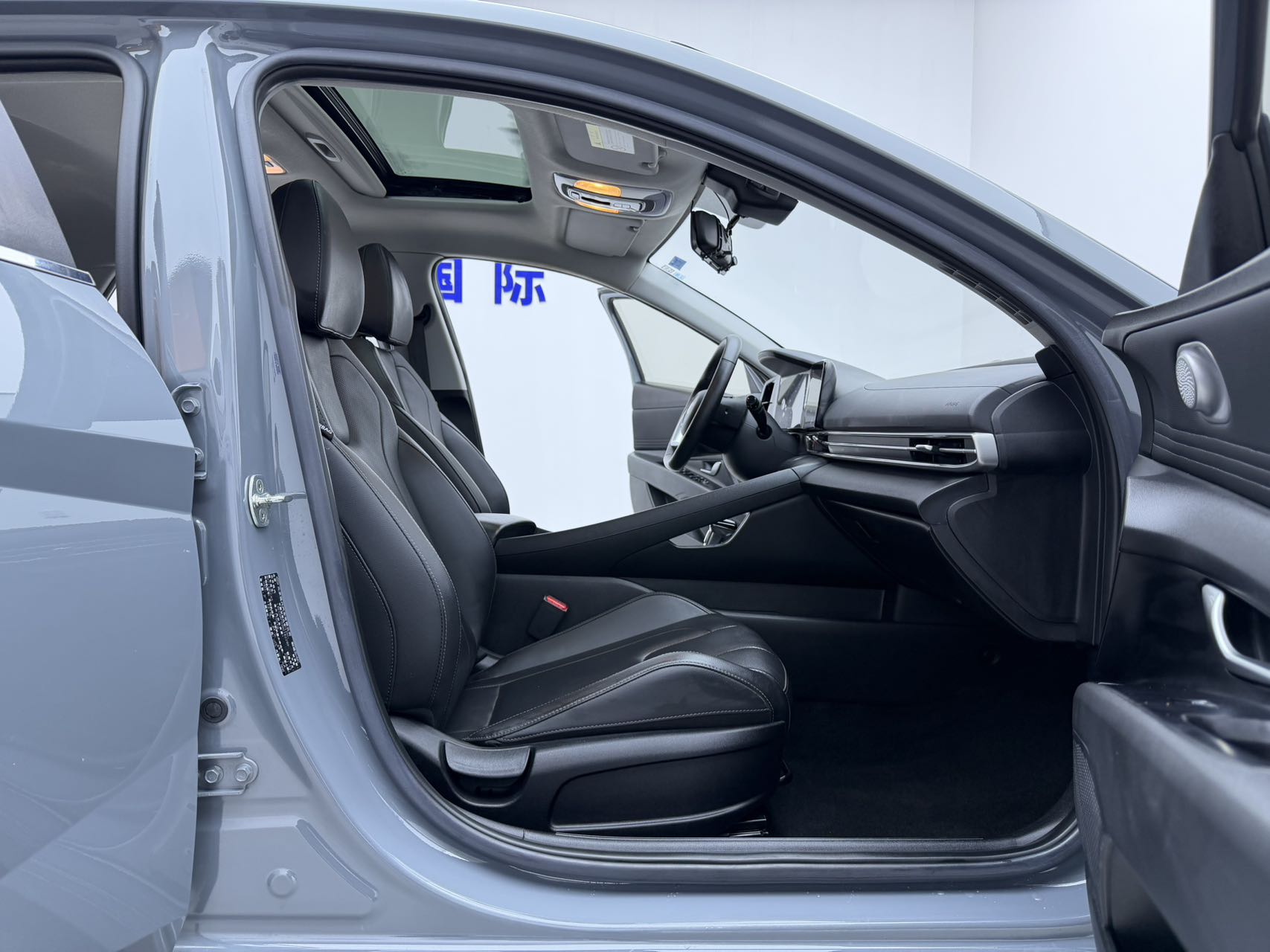 Hyundai Elantra 2022 car image #15