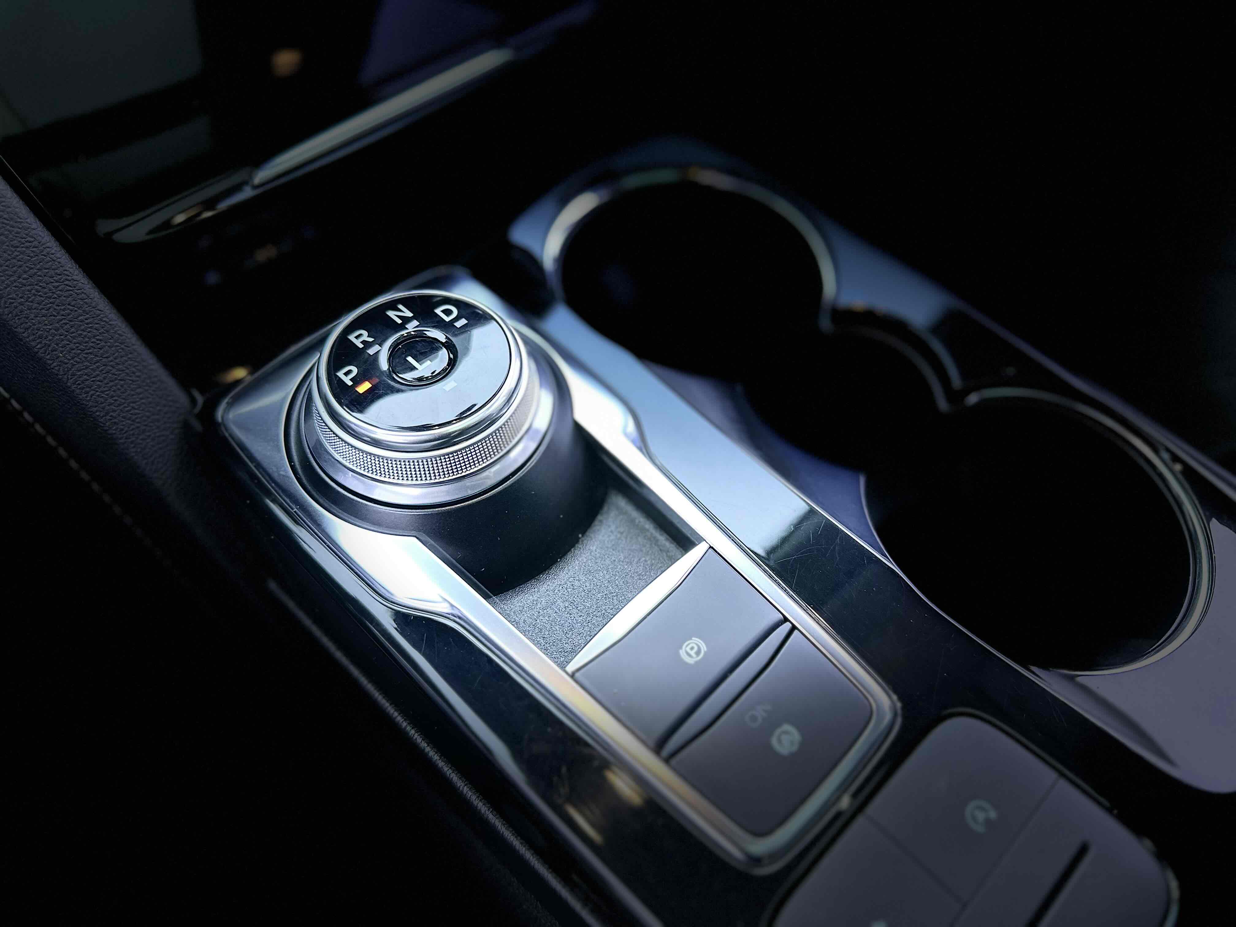 Ford Escape (Imported) 2022 car image #15