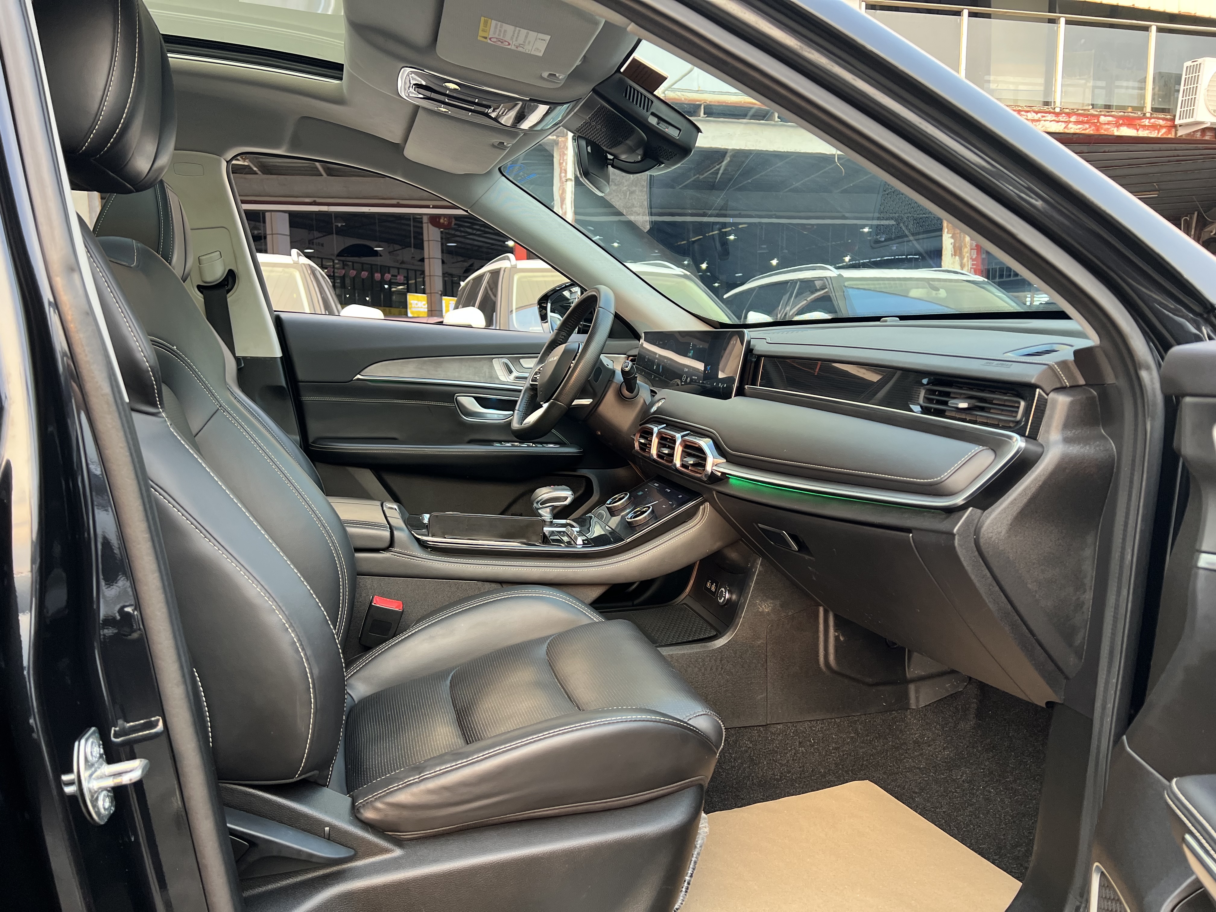 X70 PLUS 2021 #15 X70 PLUS 2021 car image #15