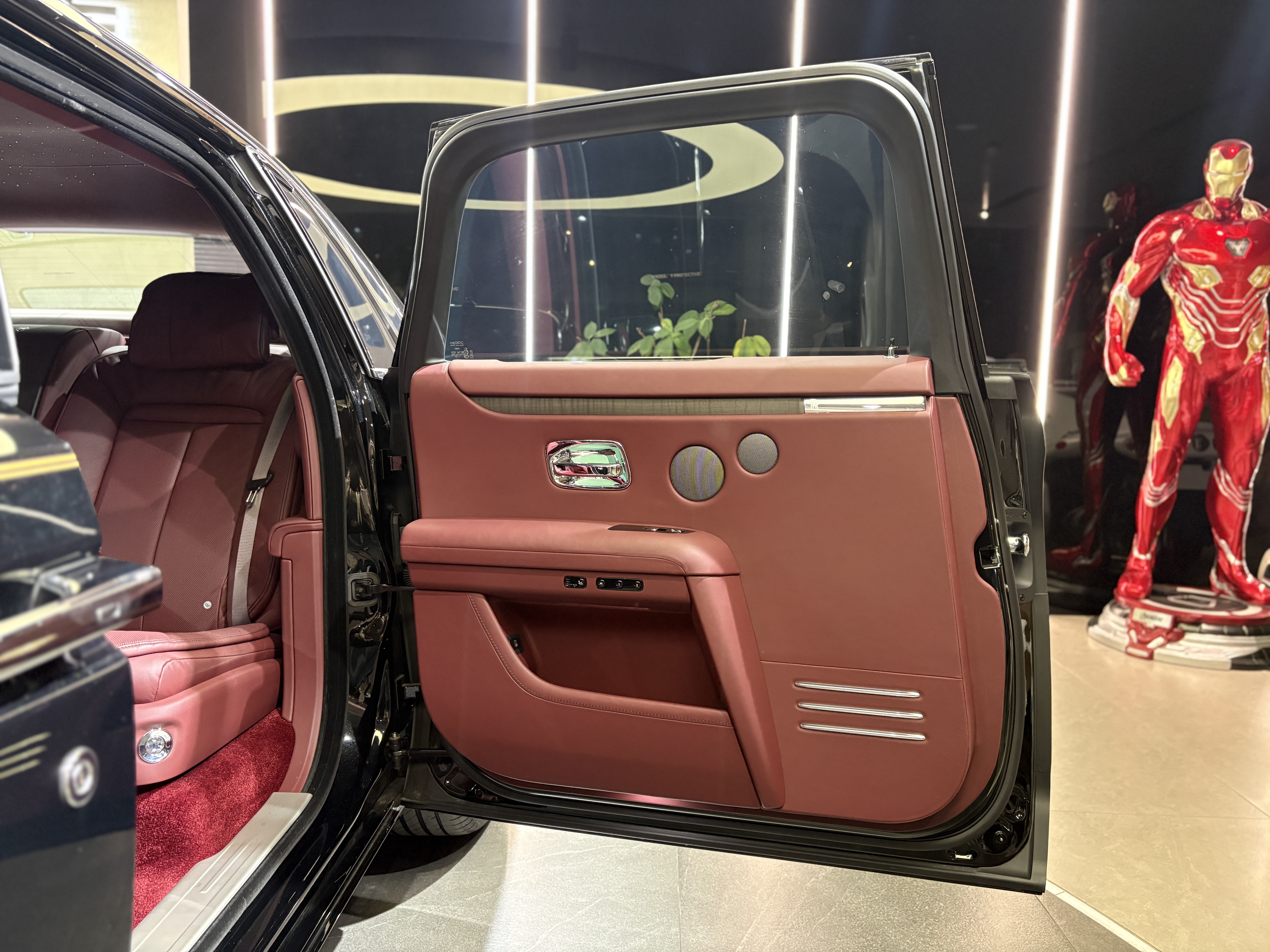 劳斯莱斯 古思特 2022 #15 劳斯莱斯 古思特 2022 汽车图片 #15