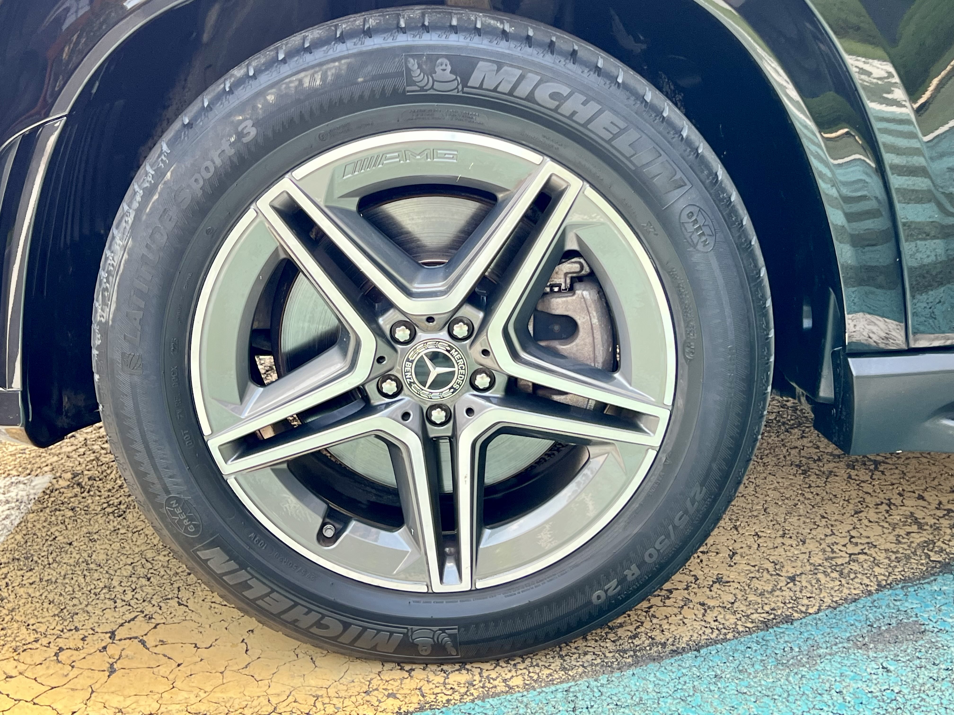 Mercedes-Benz GLE Class 2021 car image #15