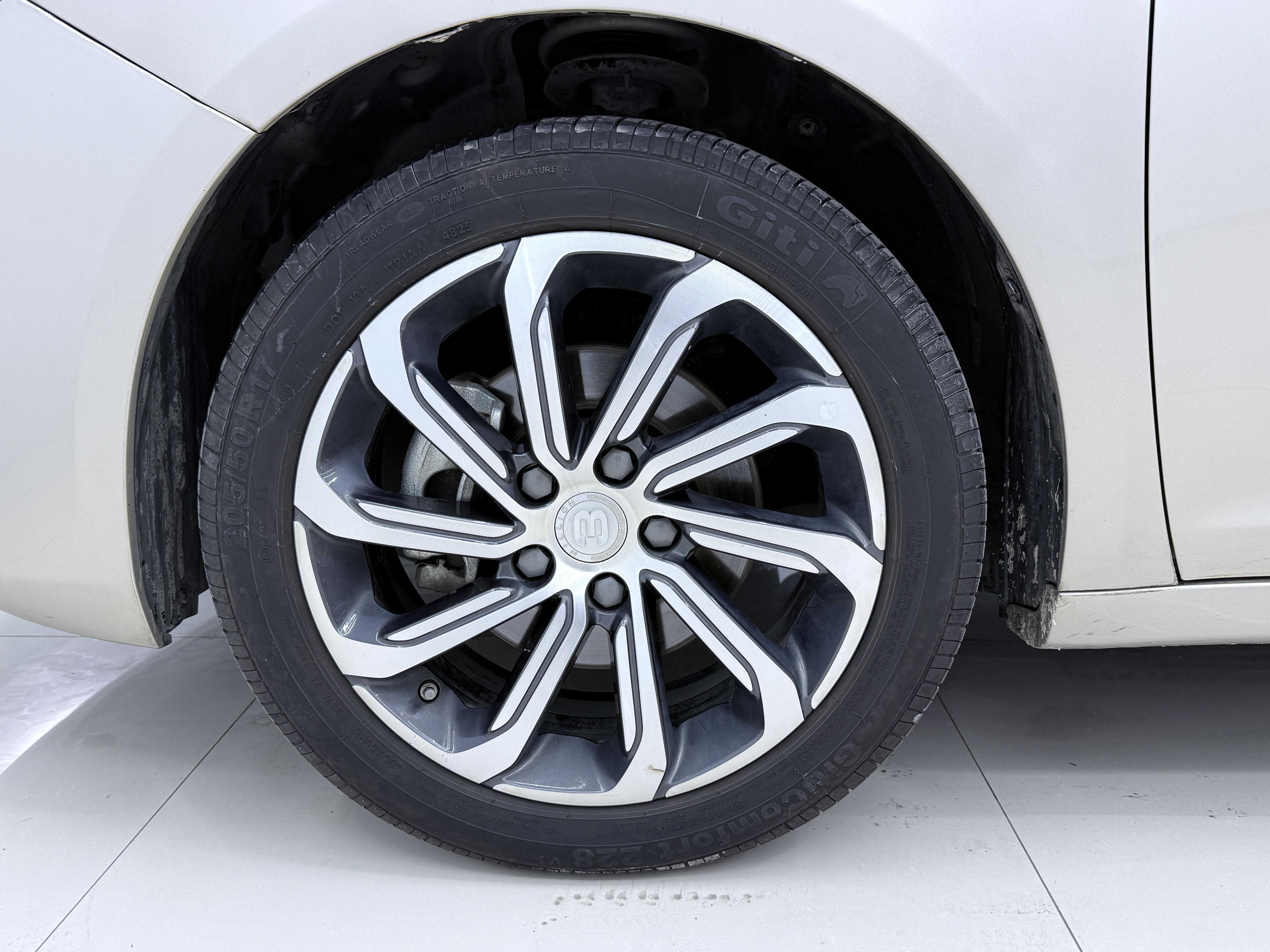 GEELY Emgrand GL 2021 immagine di auto #15