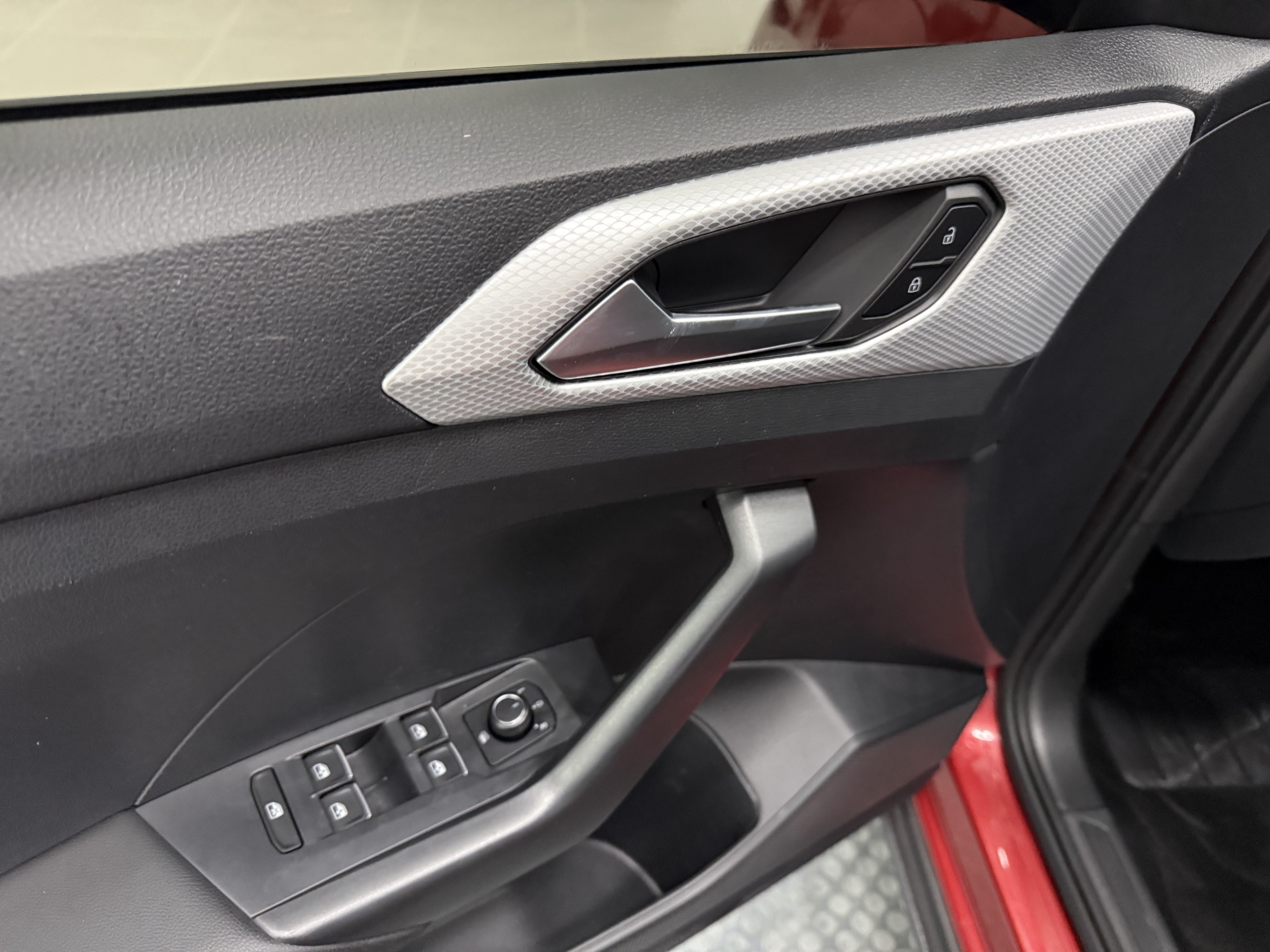Volkswagen Tacqua 2021 car image #15