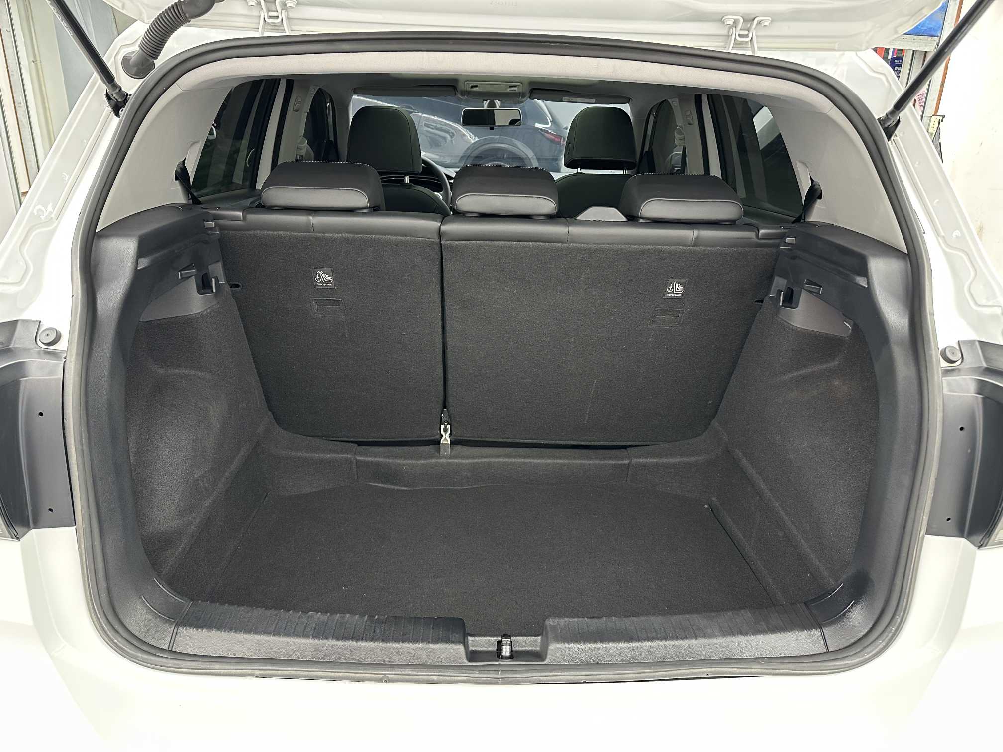 Tacqua 2023 car image #15