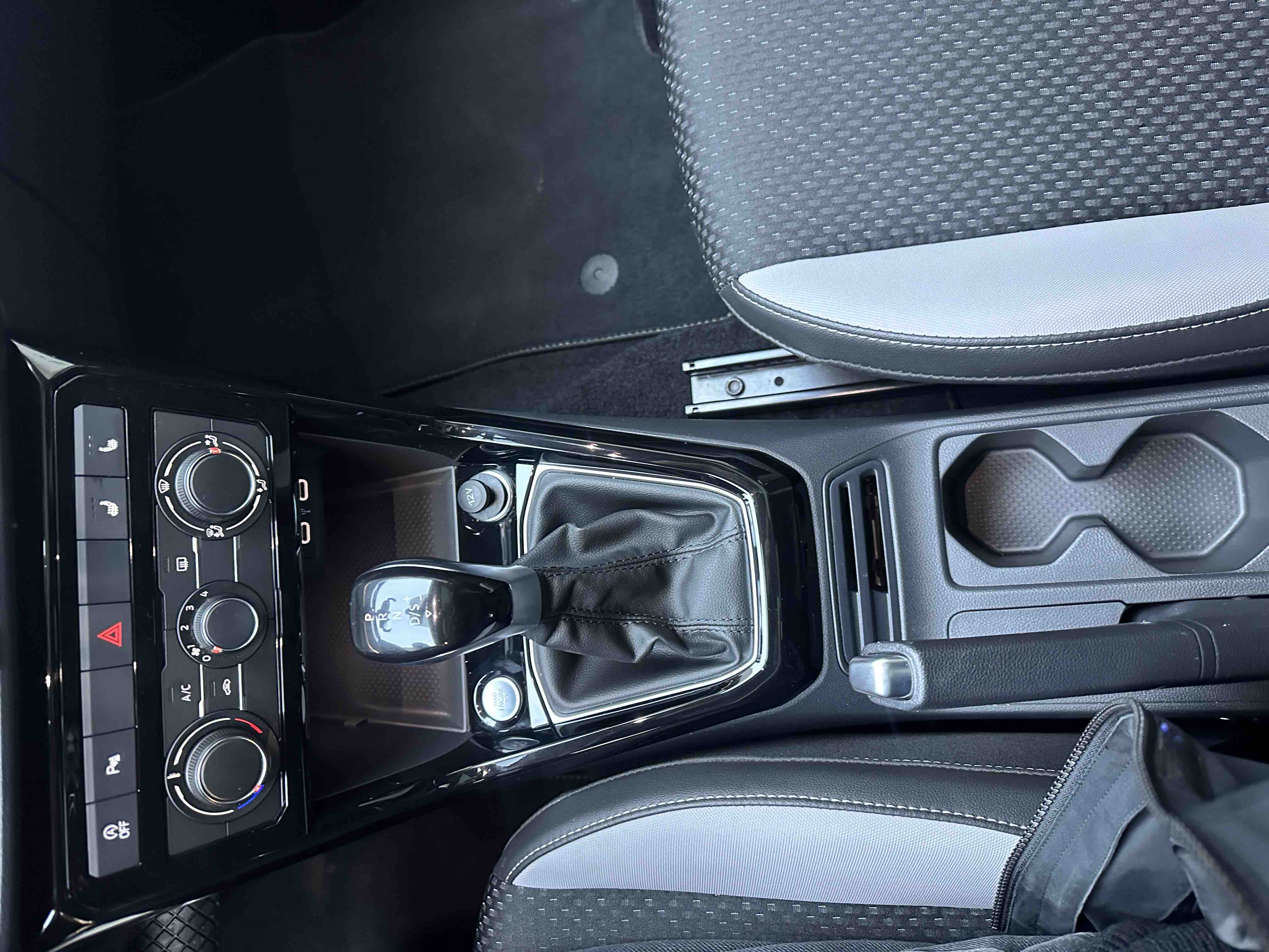 Volkswagen Tacqua 2023 car image #15