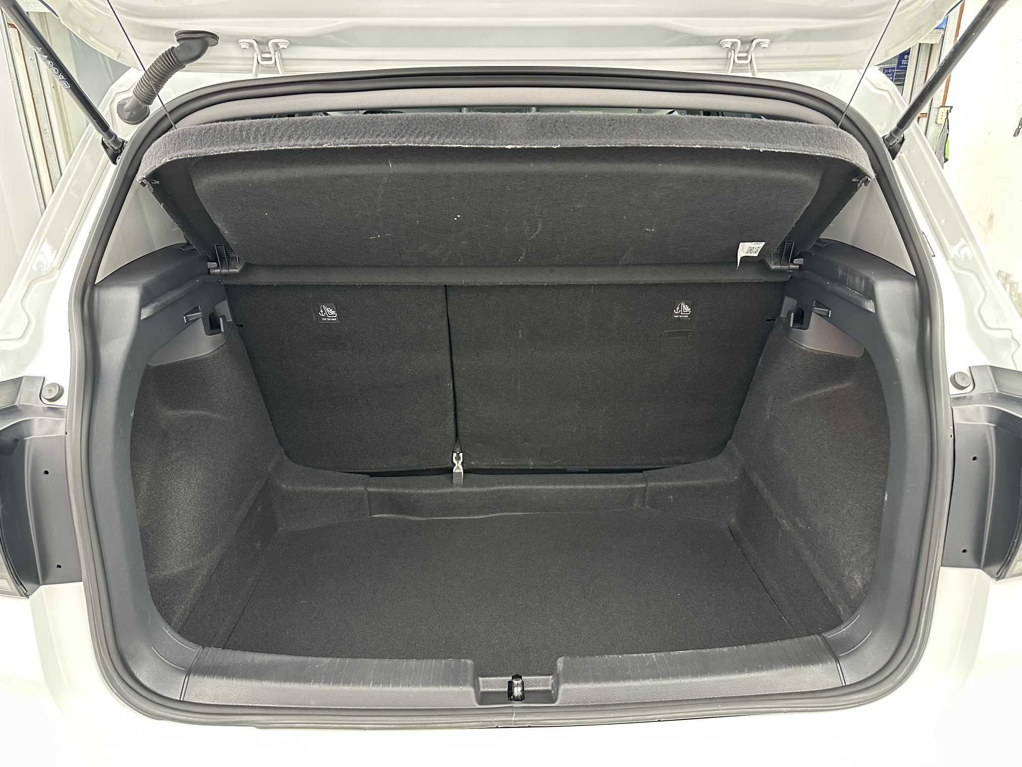 Volkswagen Tacqua 2023 #15 Volkswagen Tacqua 2023 car image #15