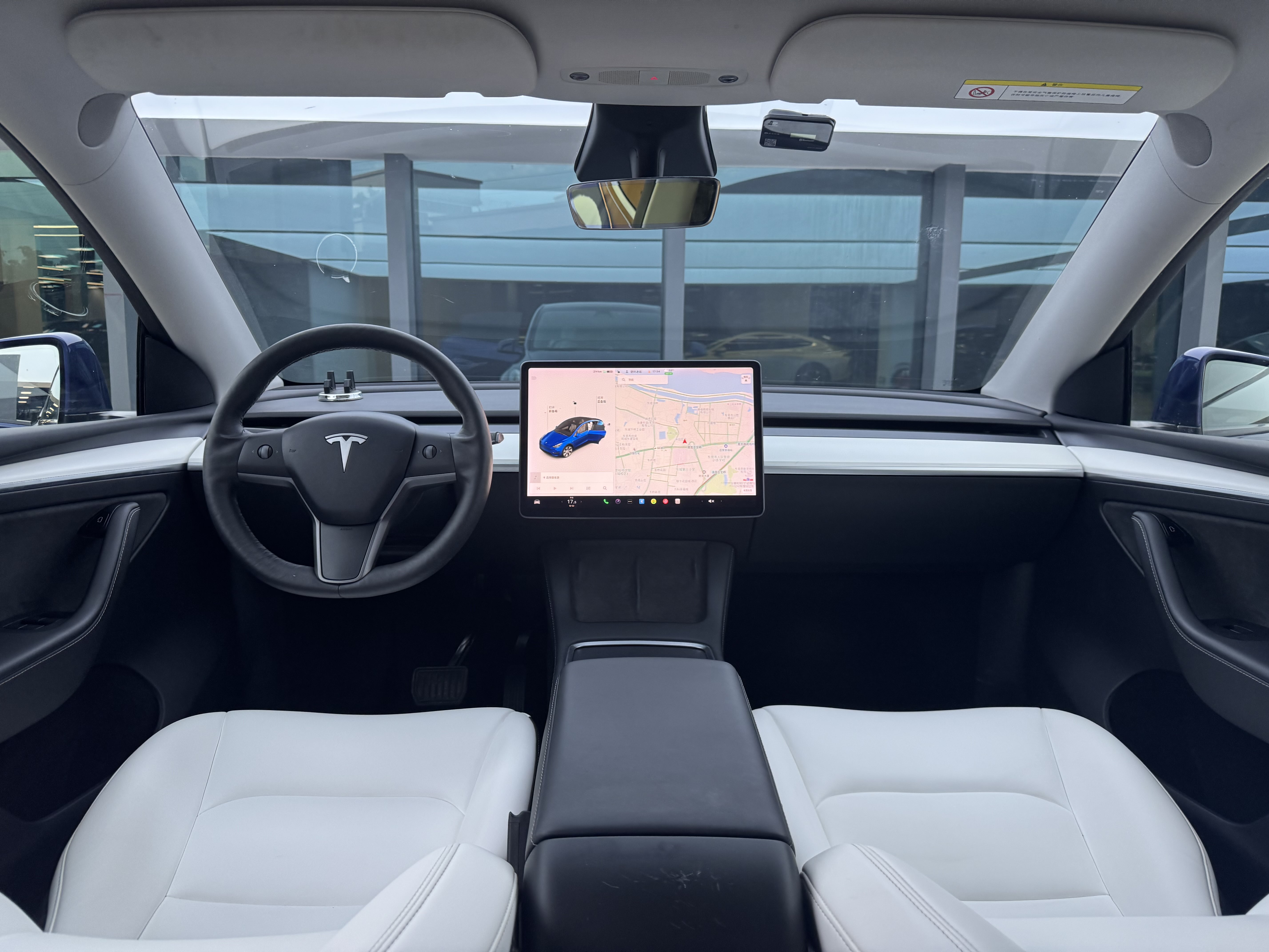 Tesla Model Y 2021 #15 Tesla Model Y 2021 car image #15