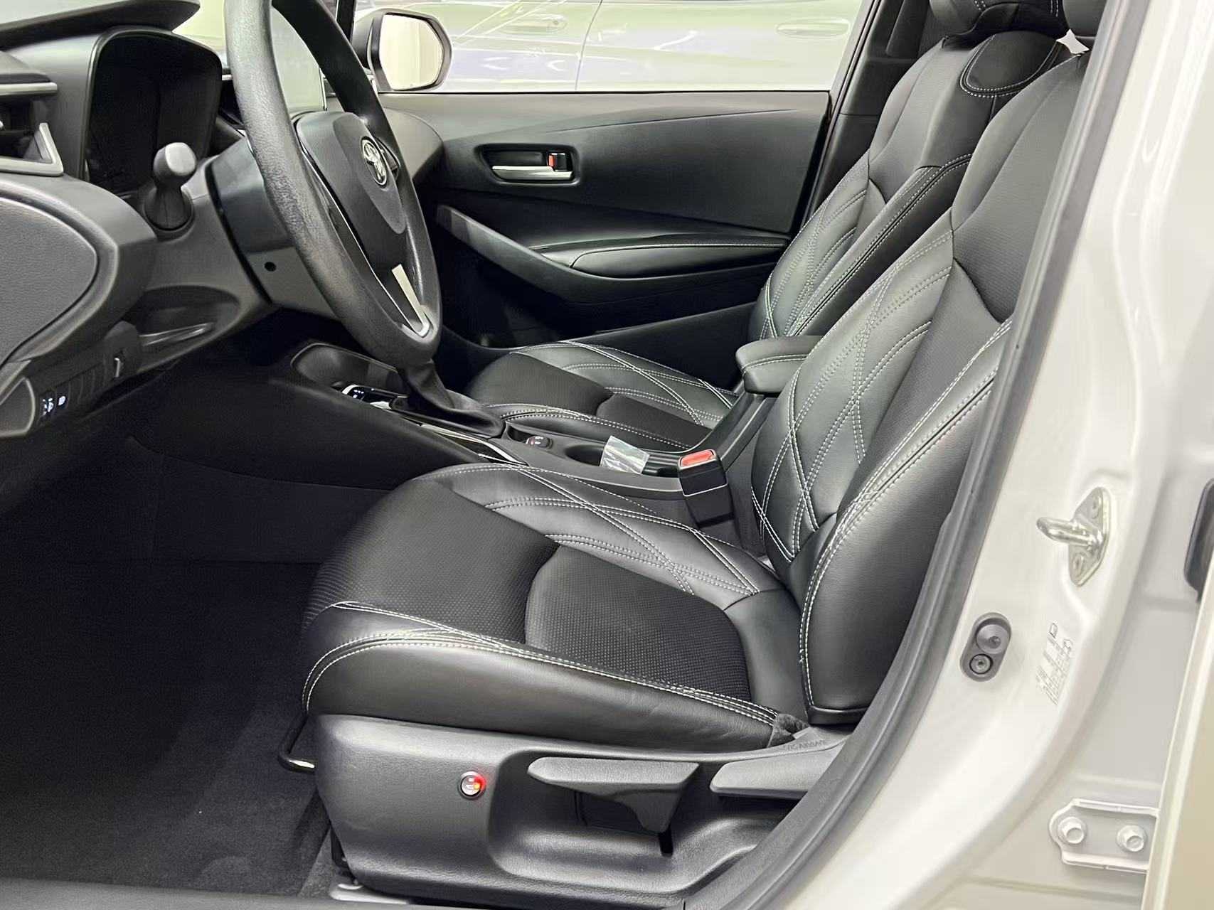 Toyota Corolla 2021 immagine di auto #15
