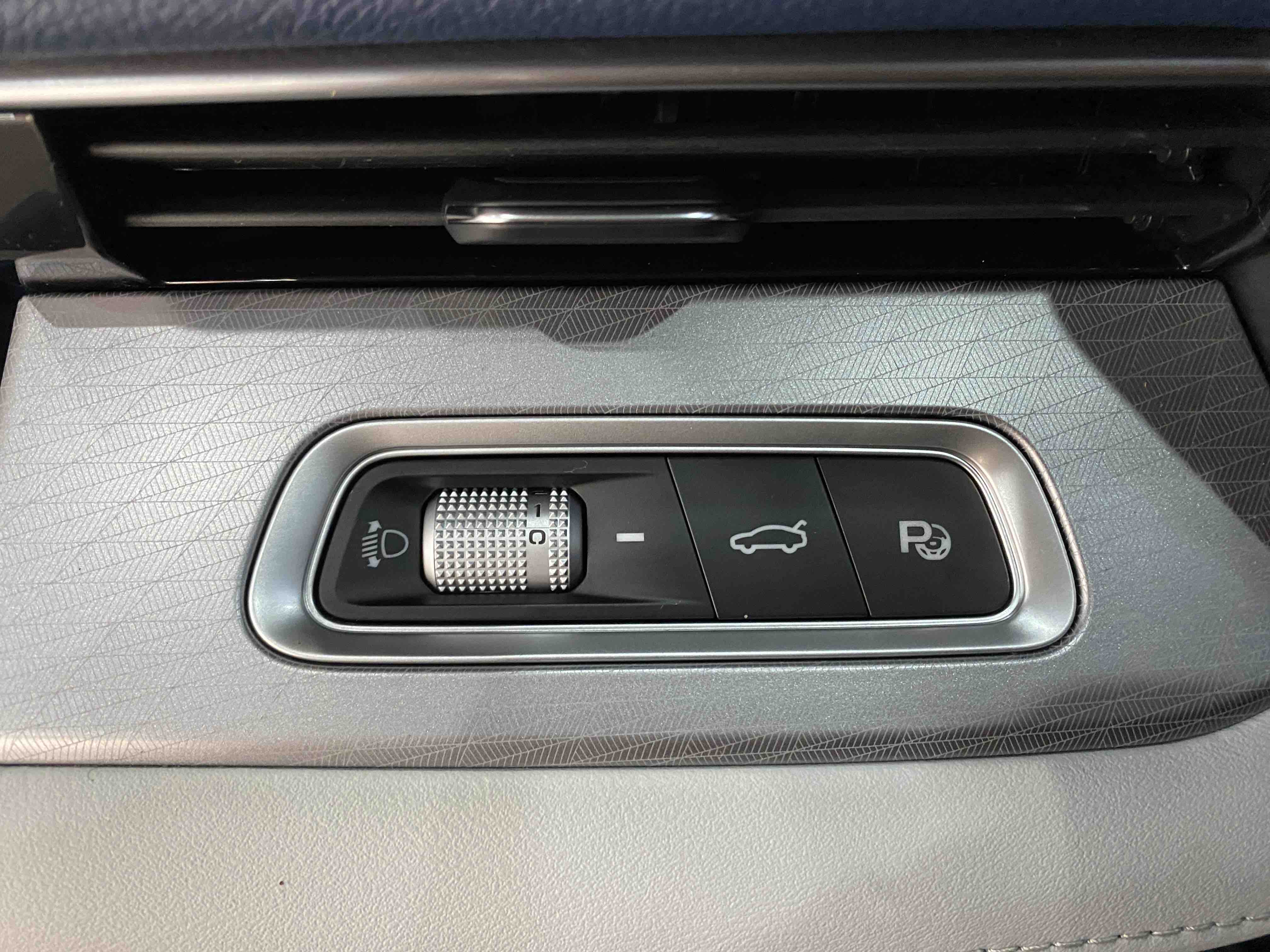 Preface 2022 #15 Preface 2022 immagine di auto #15