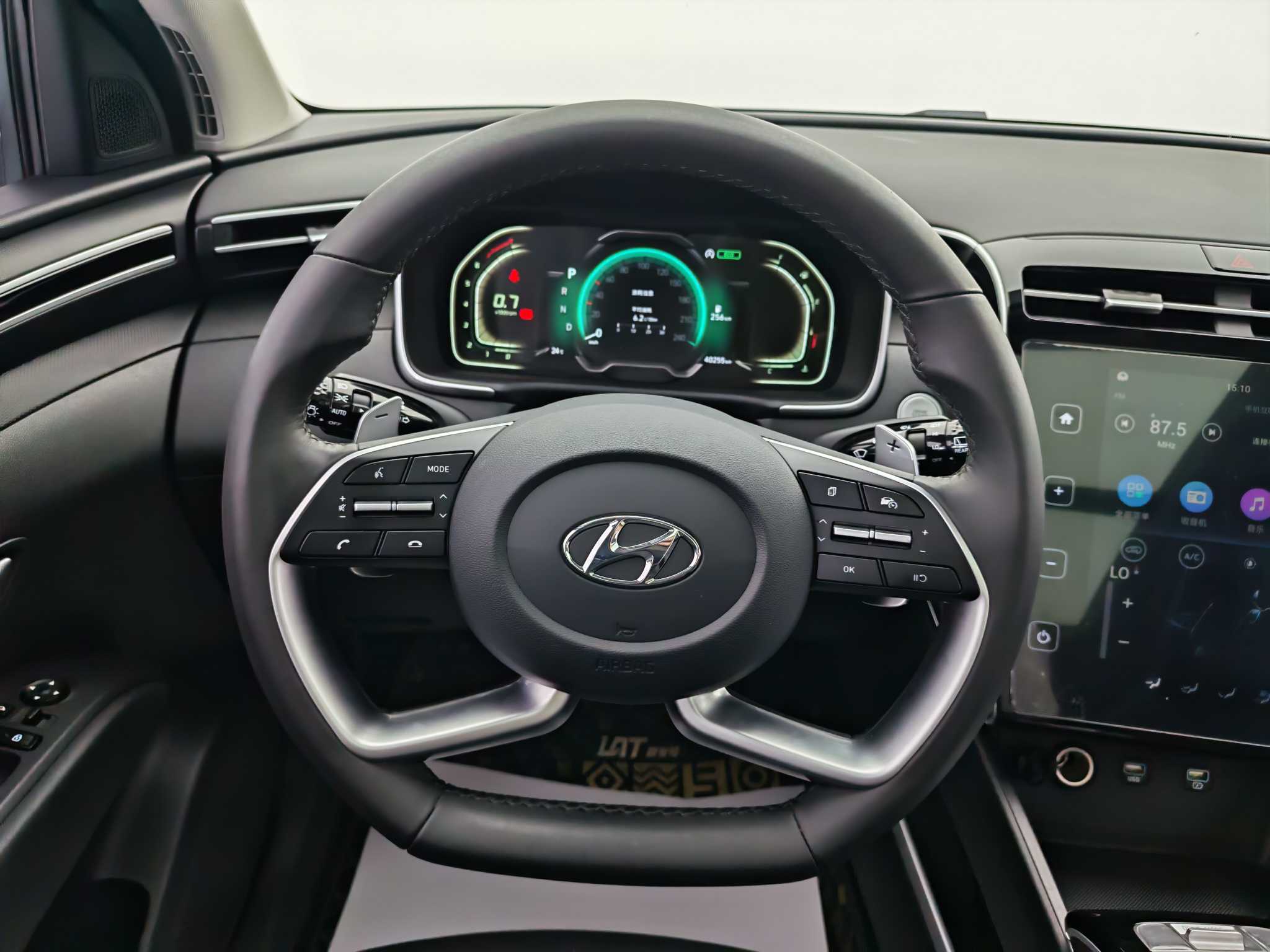 Hyundai Tucson 2022 immagine di auto #15