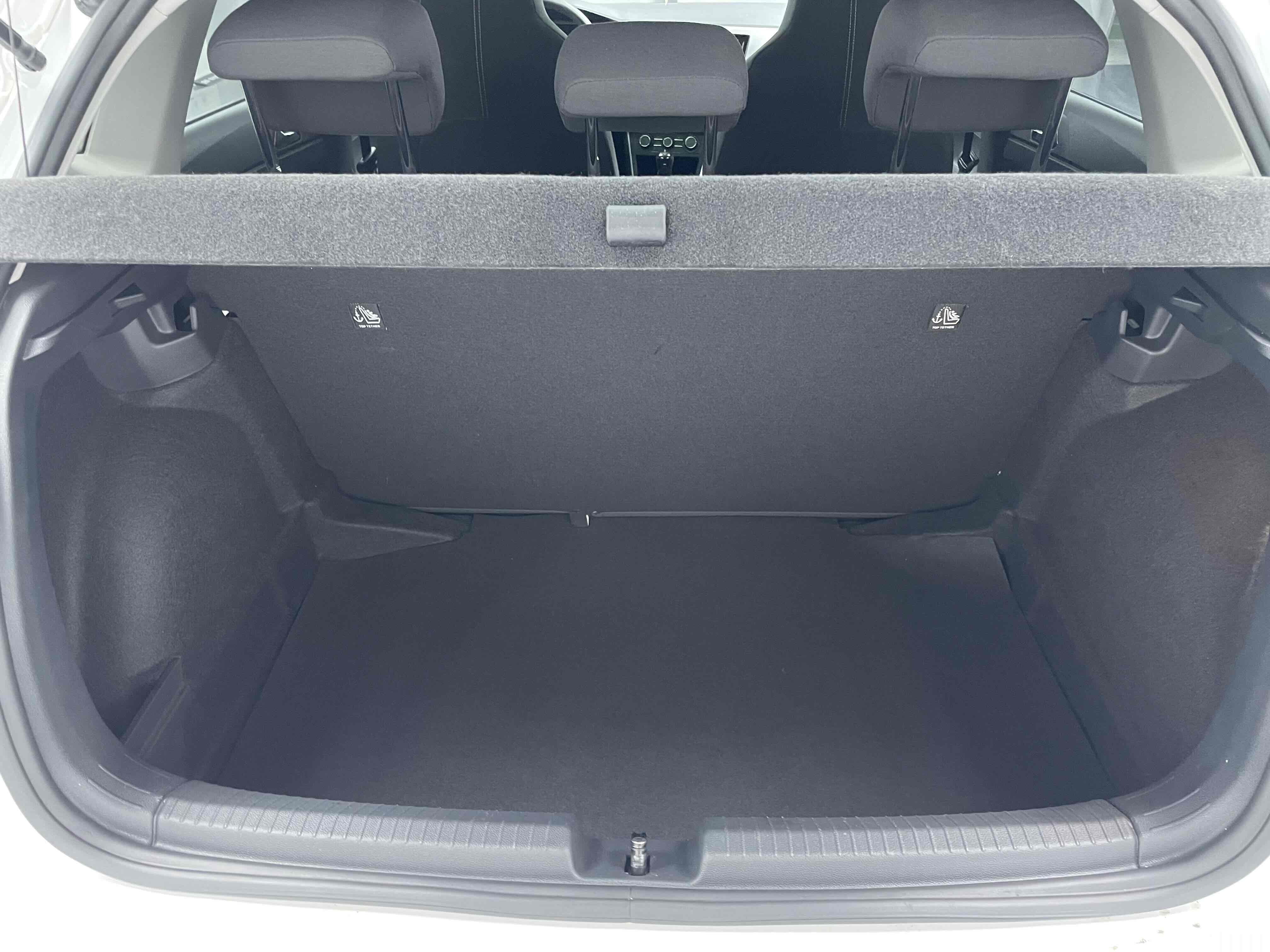 Volkswagen Polo 2022 car image #15