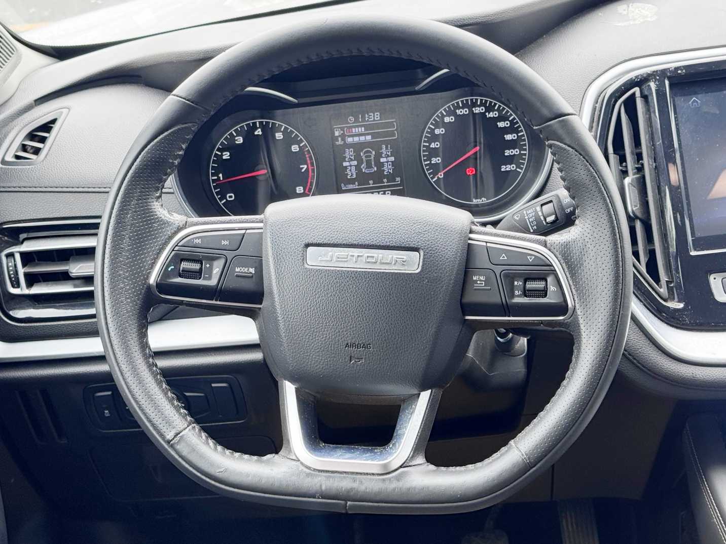 X70M 2020 #15 X70M 2020 car image #15