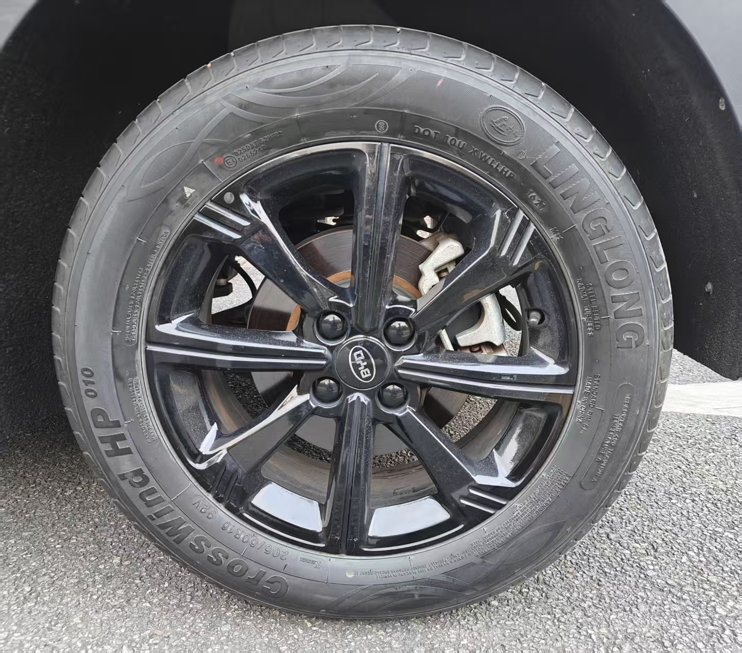 BYD e2 2021 изображение автомобиля #15