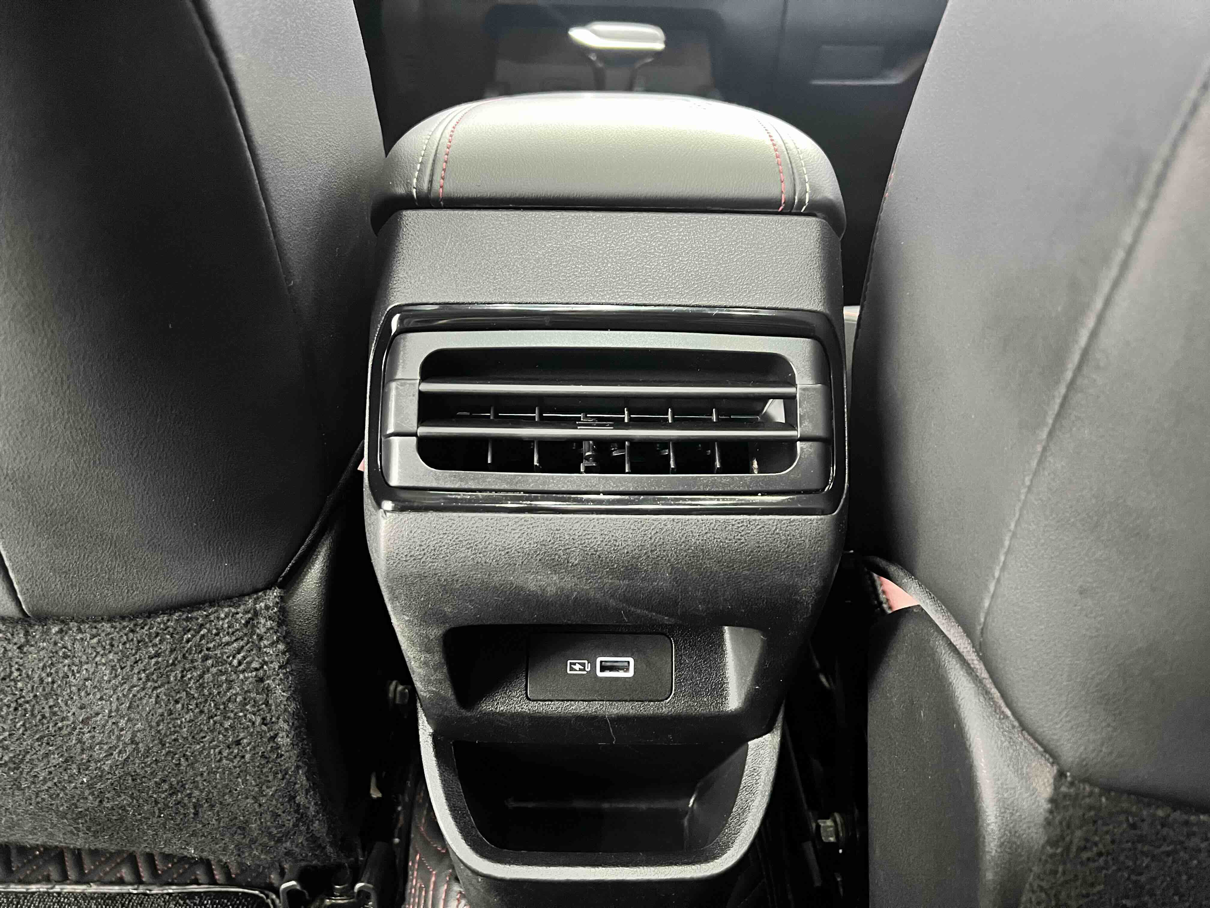 Emgrand S 2021 car image #15
