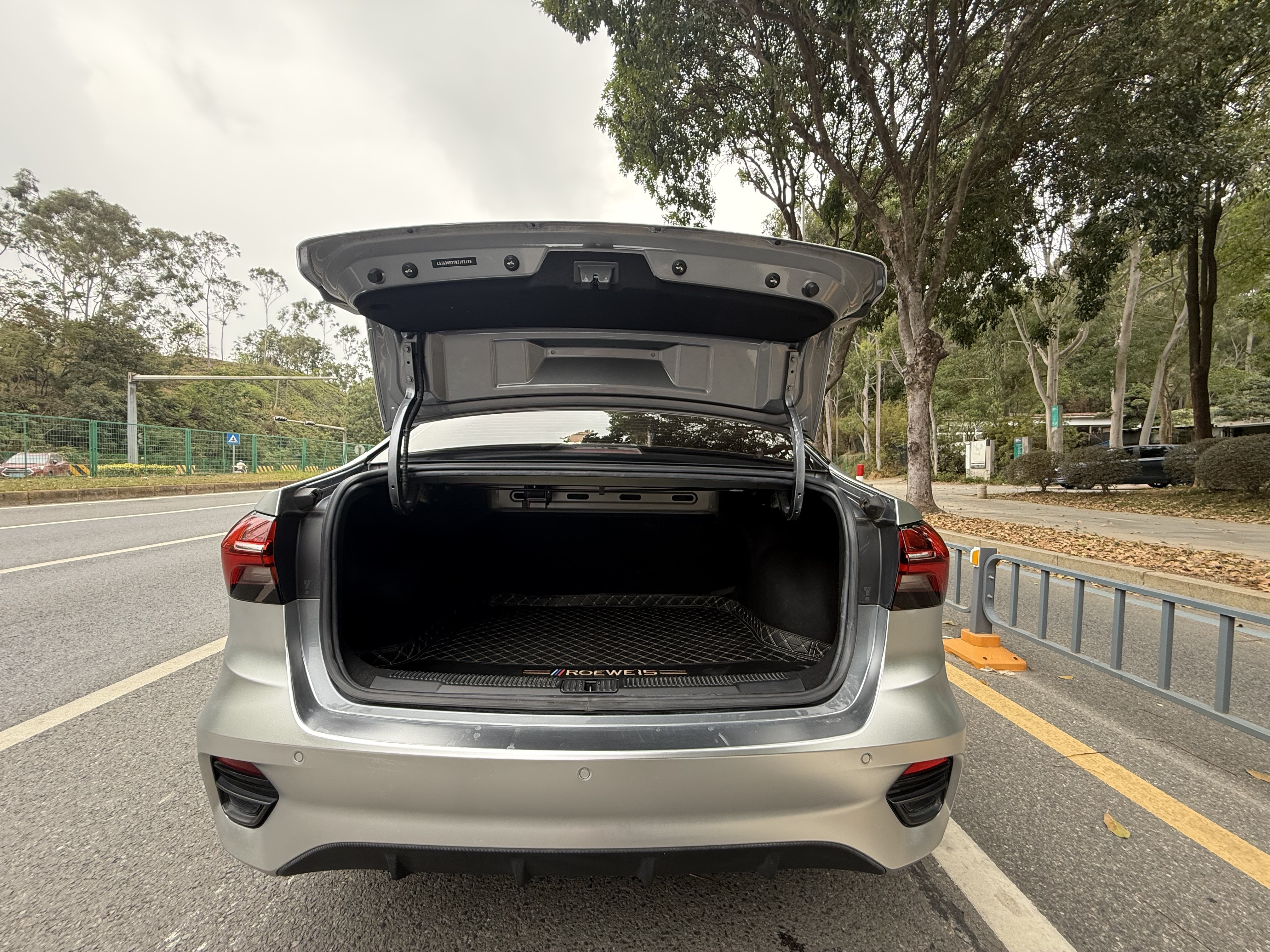 Roewe i5 2021 изображение автомобиля #15