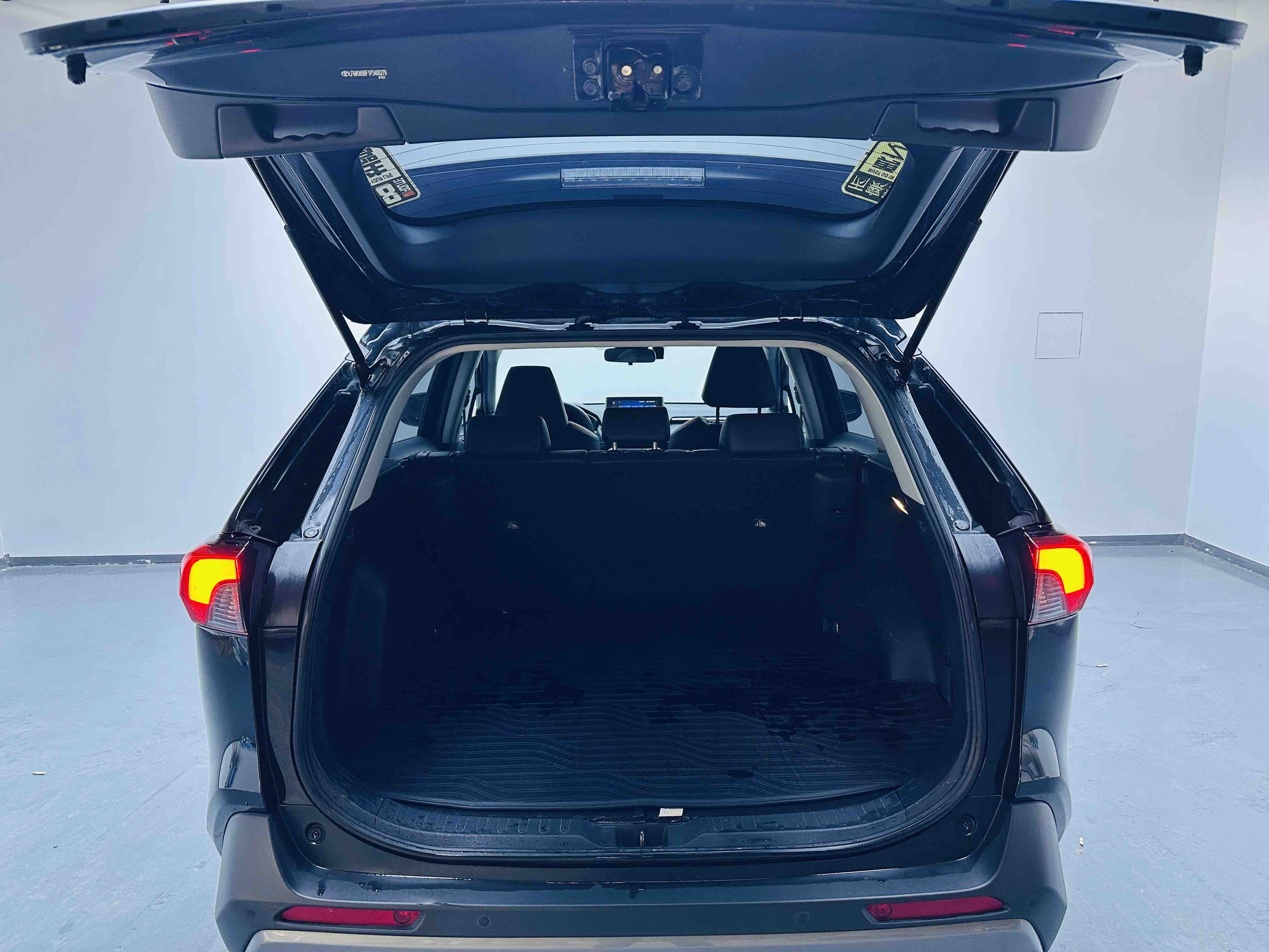 Toyota RAV4 2023 #15 Toyota RAV4 2023 car image #15