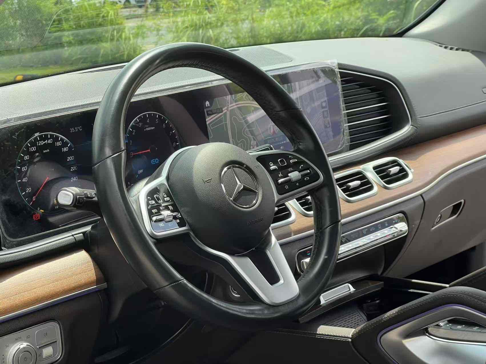 Mercedes-Benz GLE Class New Energy 2022 car image #15