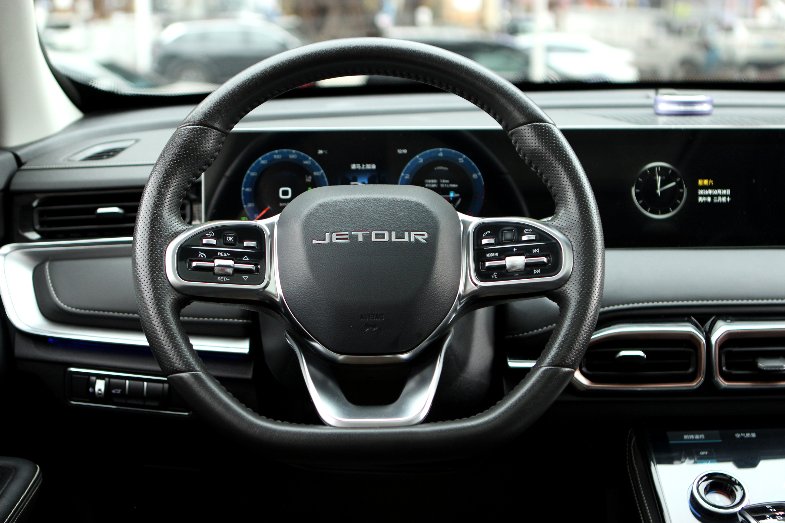 X70 PLUS 2022 car image #15