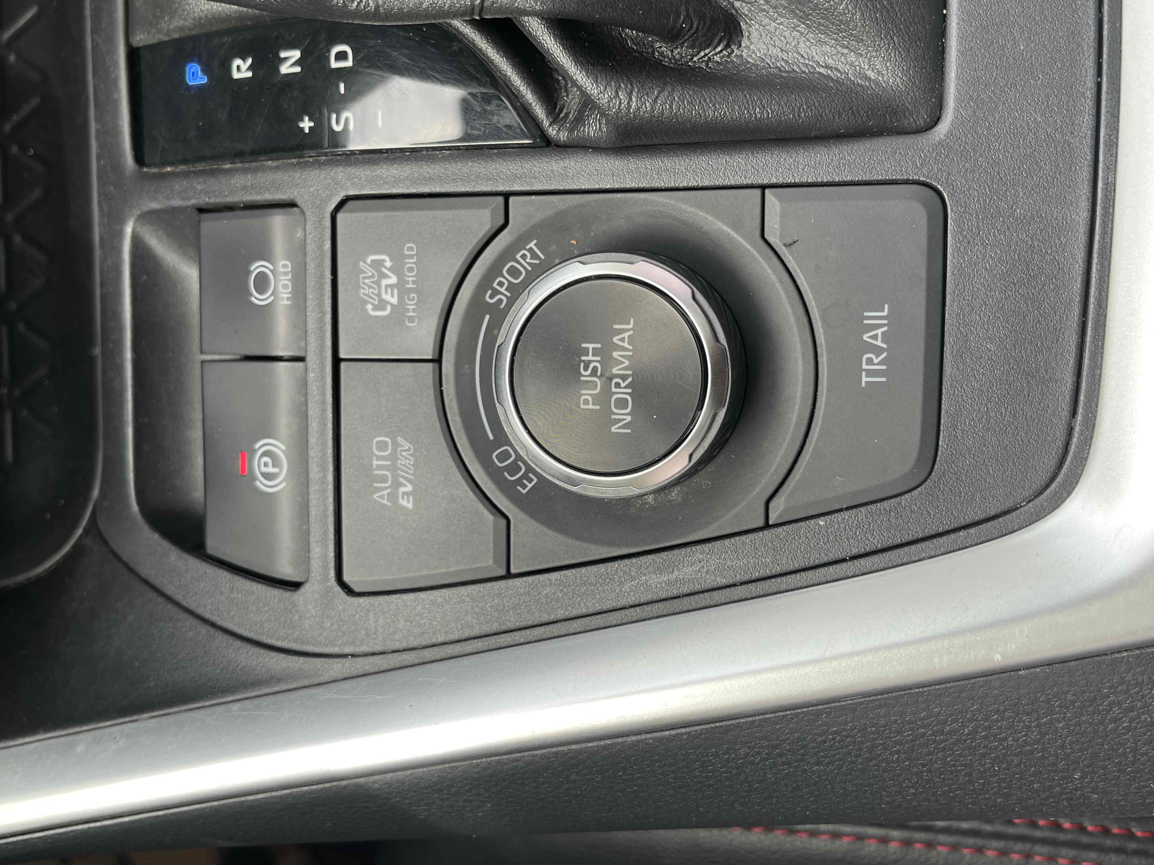 丰田 威兰达新能源 2022 #15 丰田 威兰达新能源 2022 汽车图片 #15