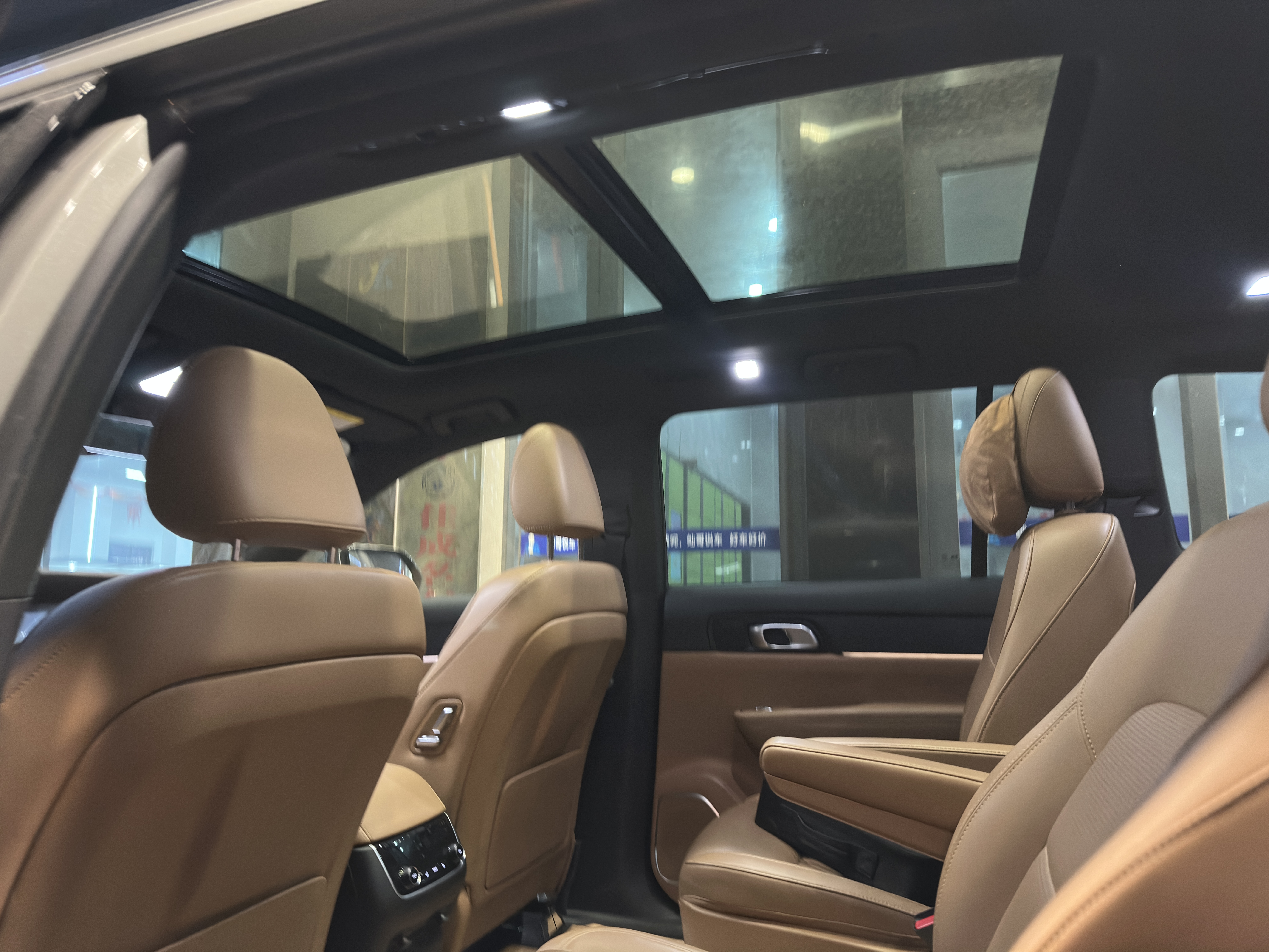 理想汽车 理想ONE 2022 汽车图片 #15