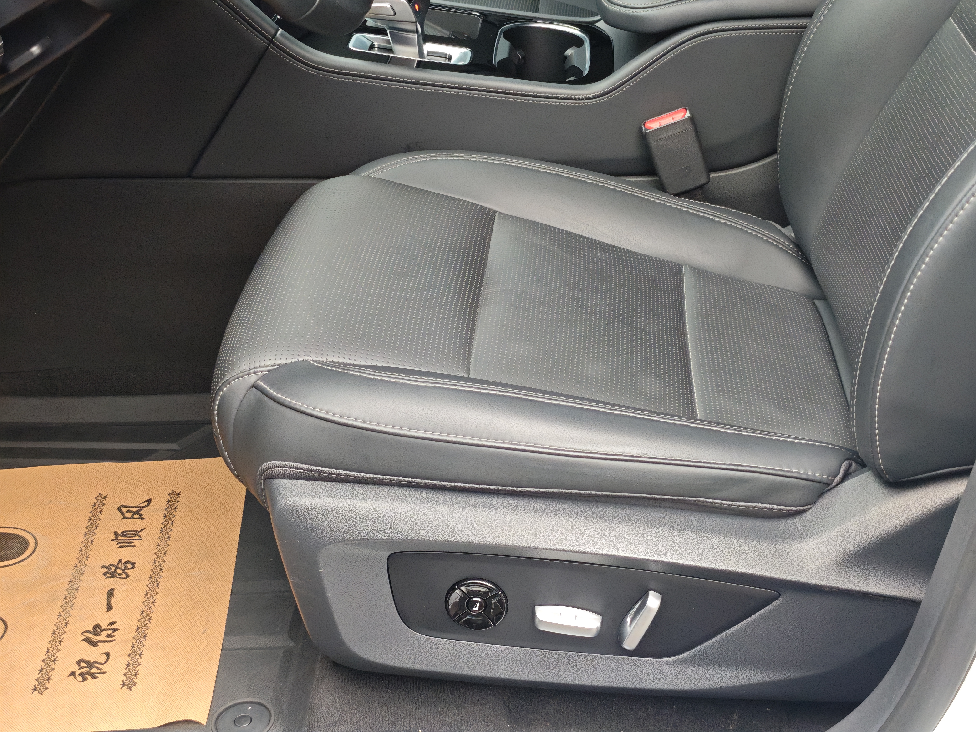 理想汽车 理想ONE 2022 汽车图片 #15