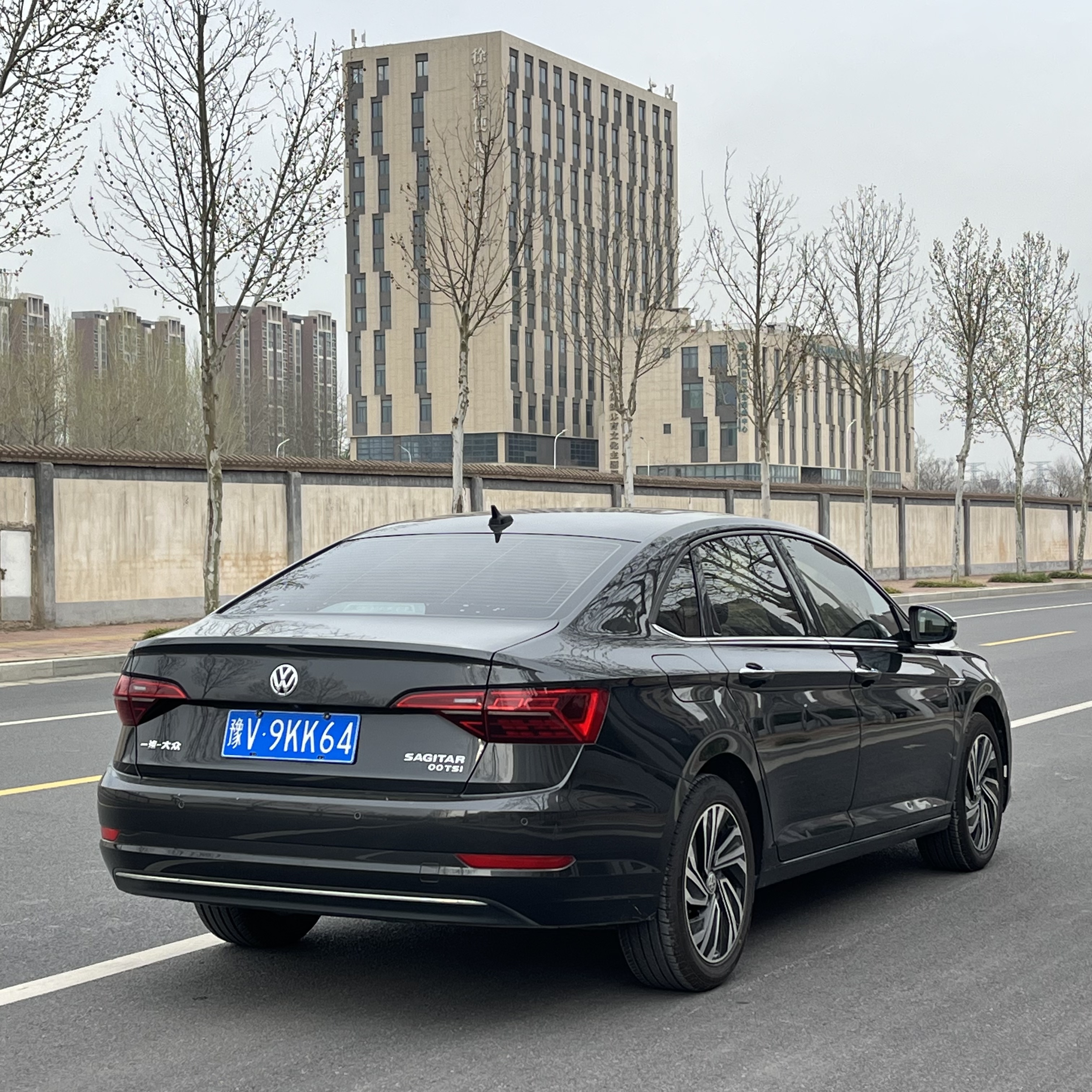 Volkswagen Sagitar 2021 car image #15