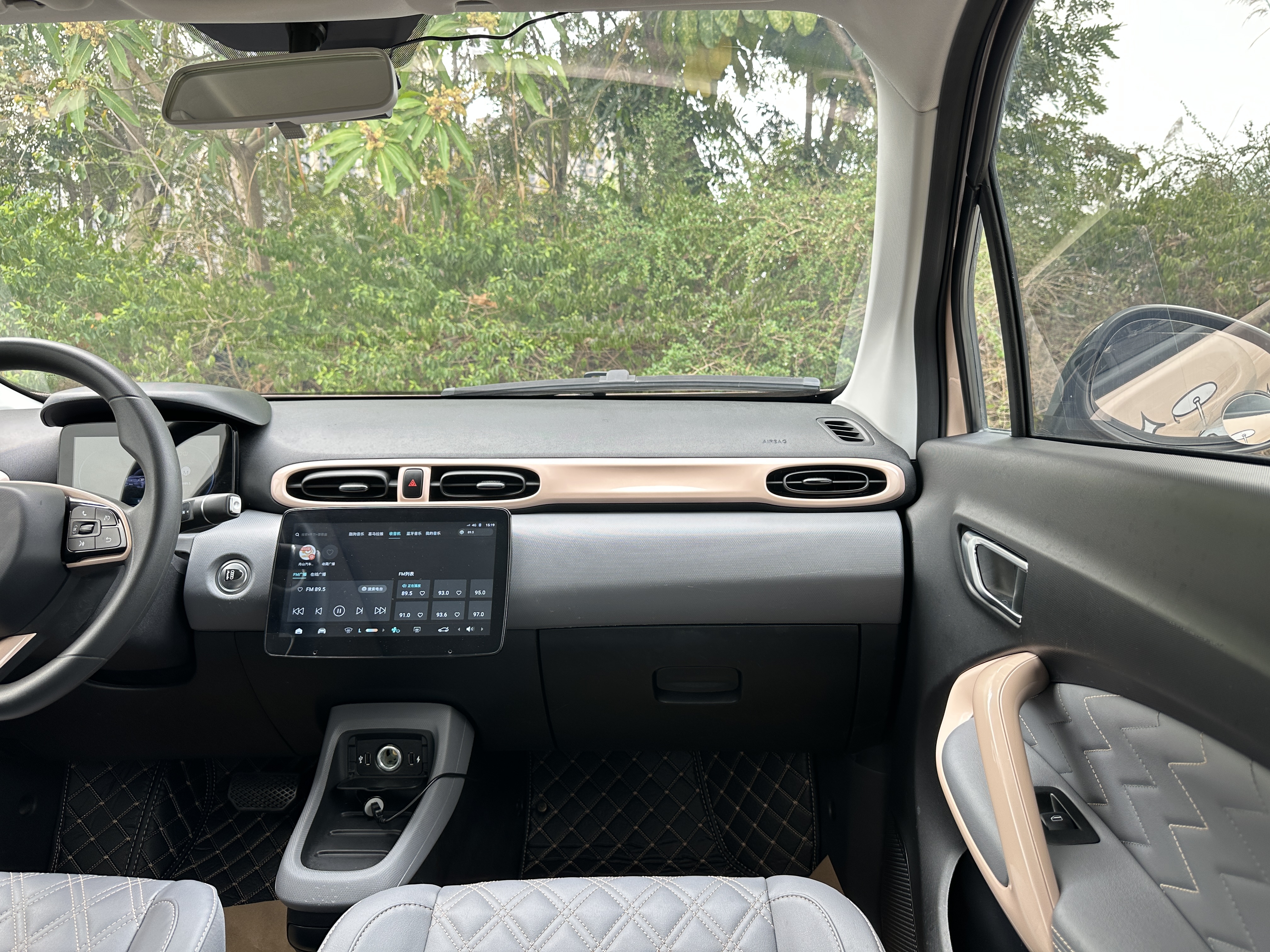 零跑汽车 零跑T03 2021 汽车图片 #15