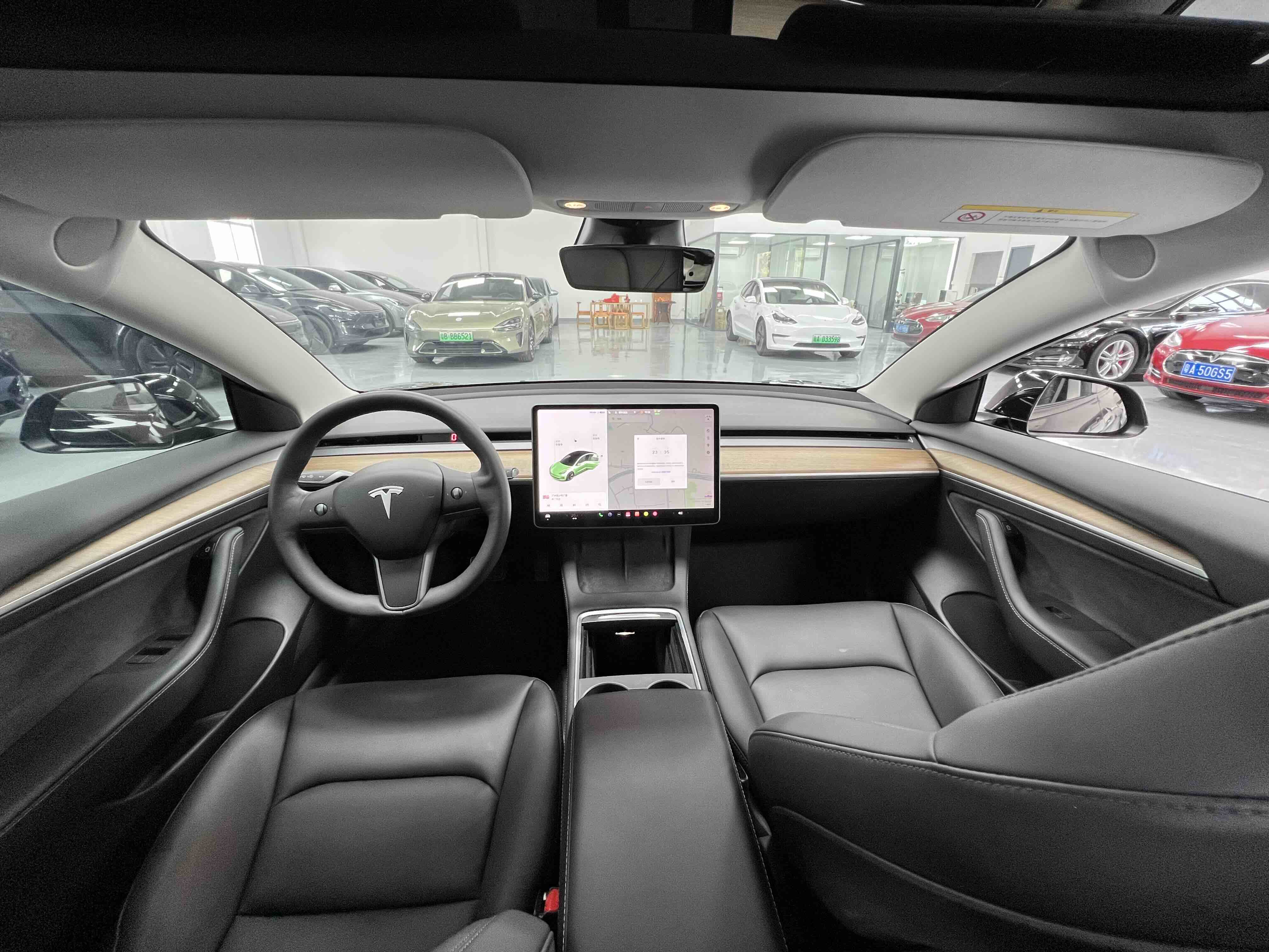 Tesla Model 3 2021 #15 Tesla Model 3 2021 car image #15