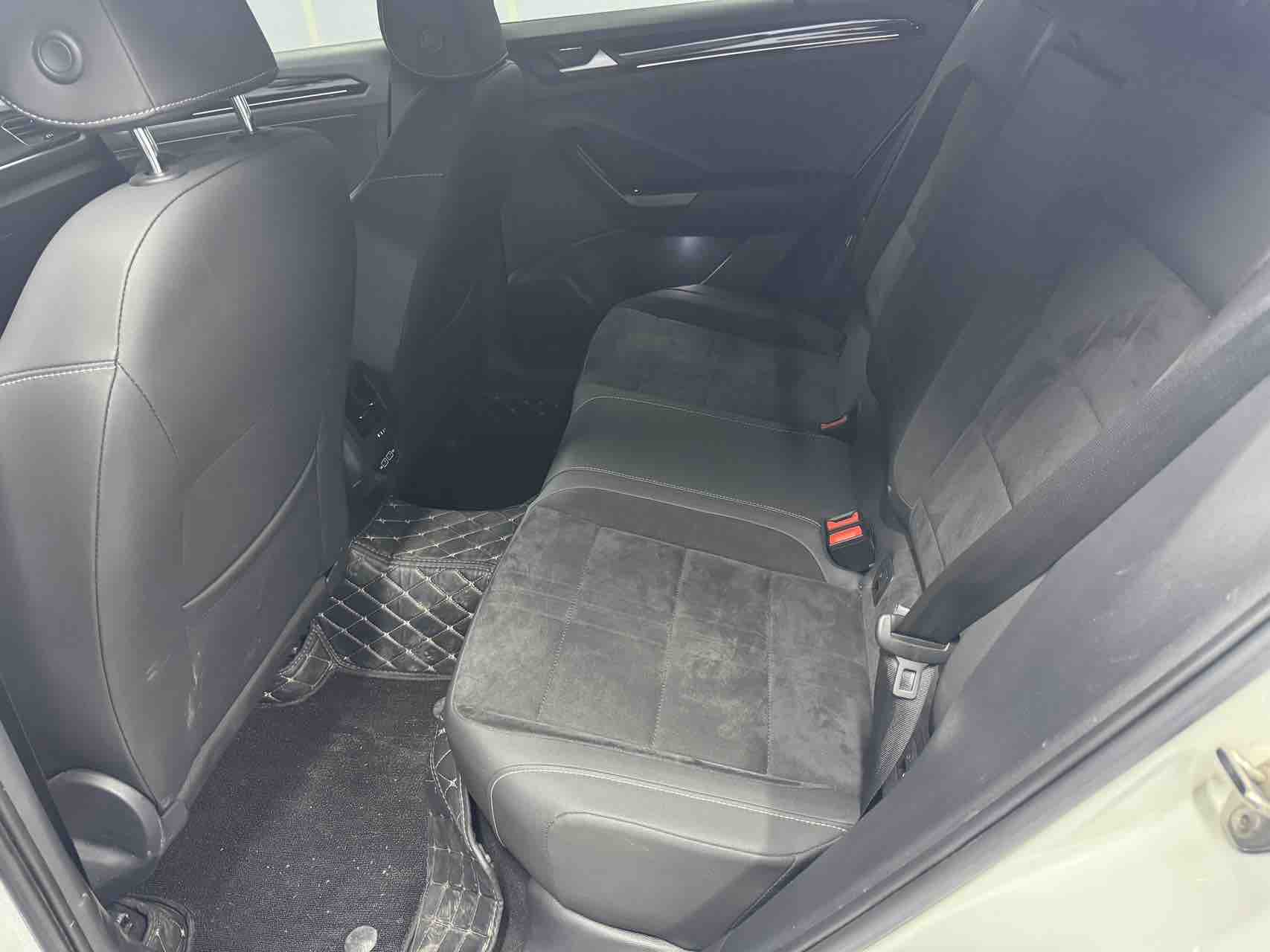 Volkswagen T-Roc 2022 car image #15