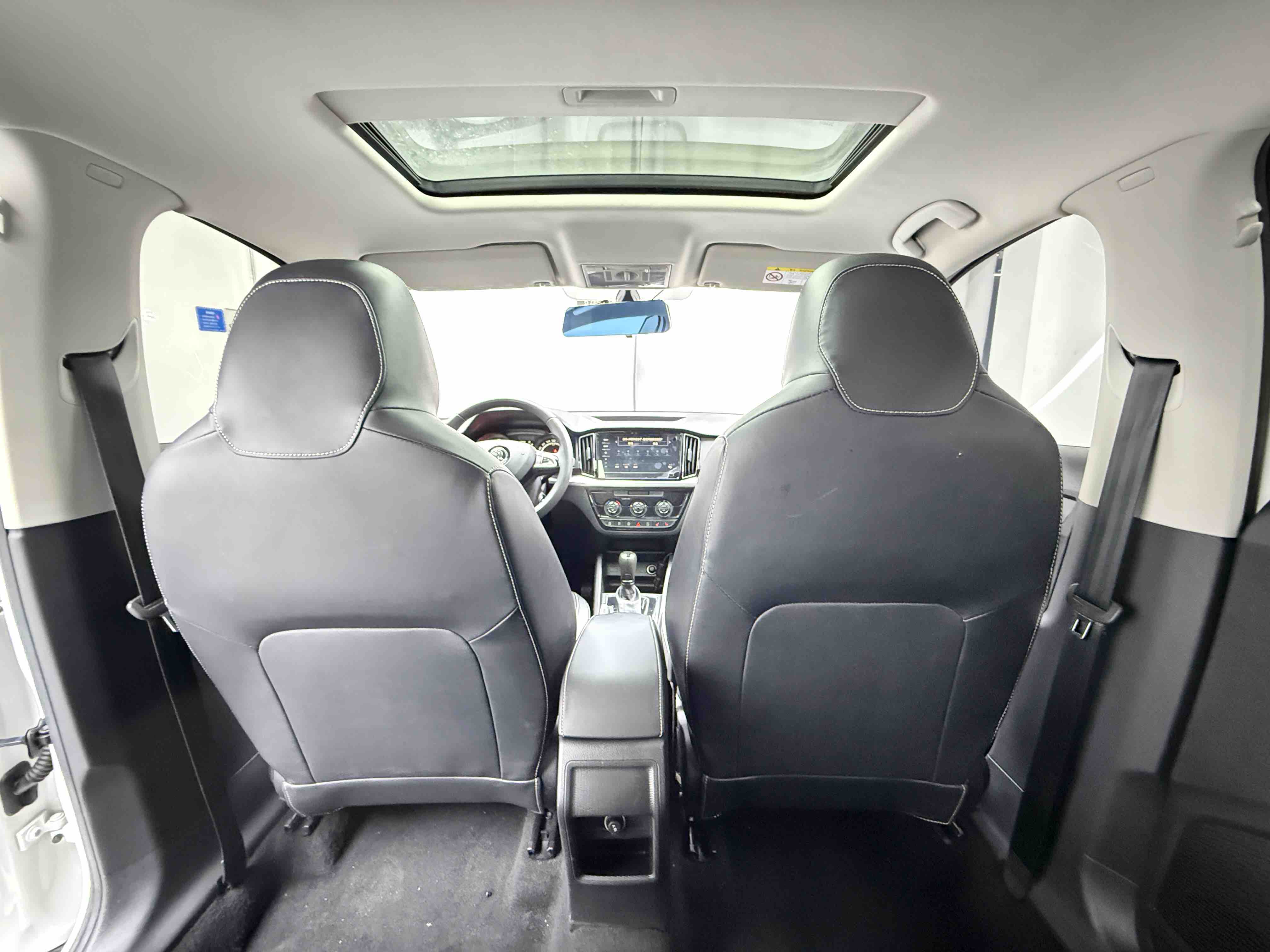 Skoda Kamiq 2021 صورة سيارة #15