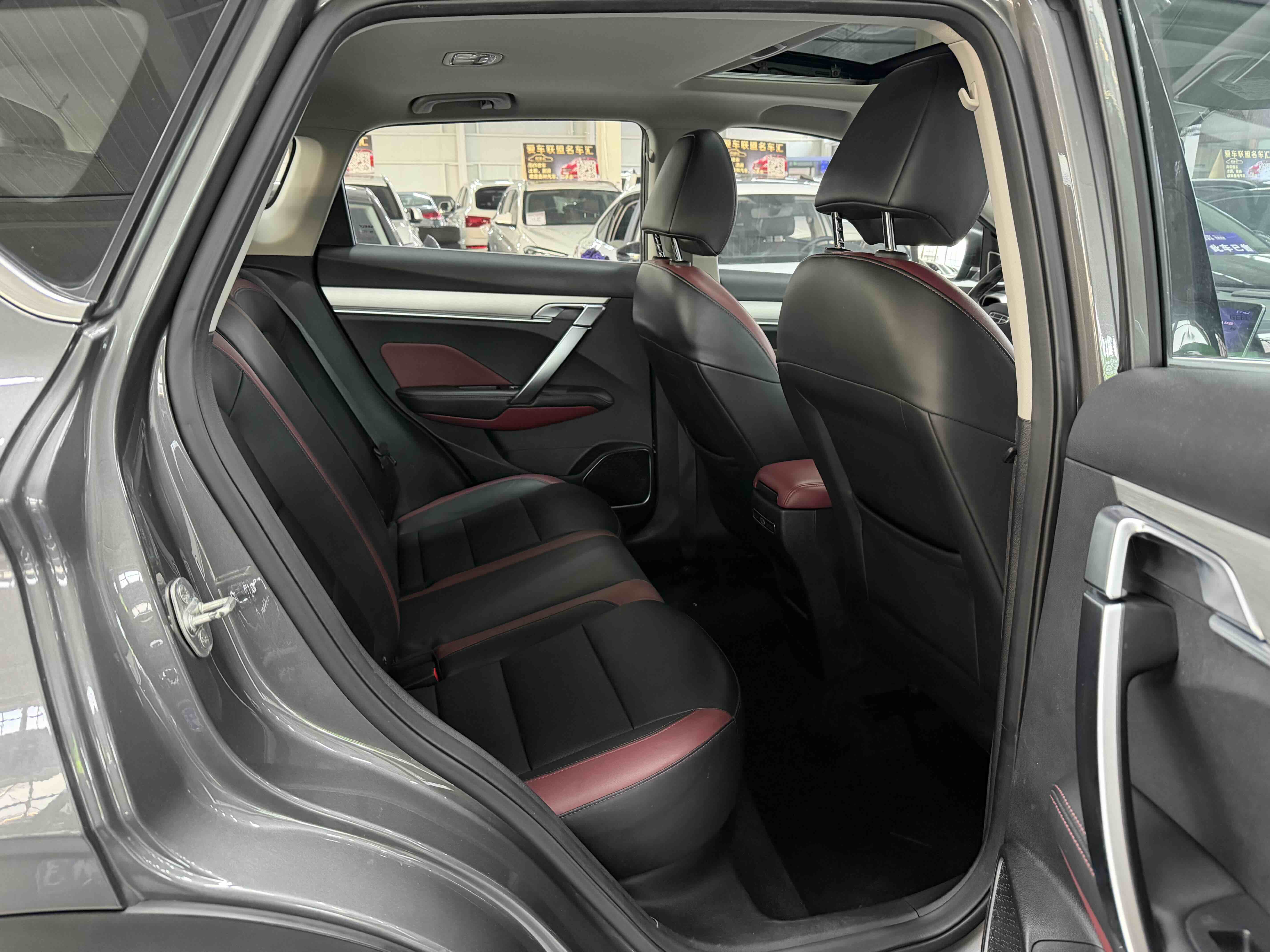 GEELY Coolray 2022 car image #15