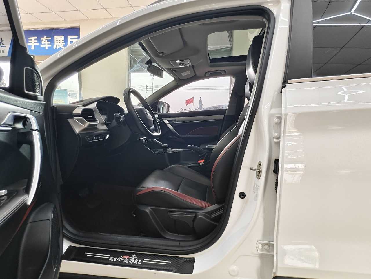 GEELY Coolray 2021 #15 GEELY Coolray 2021 car image #15