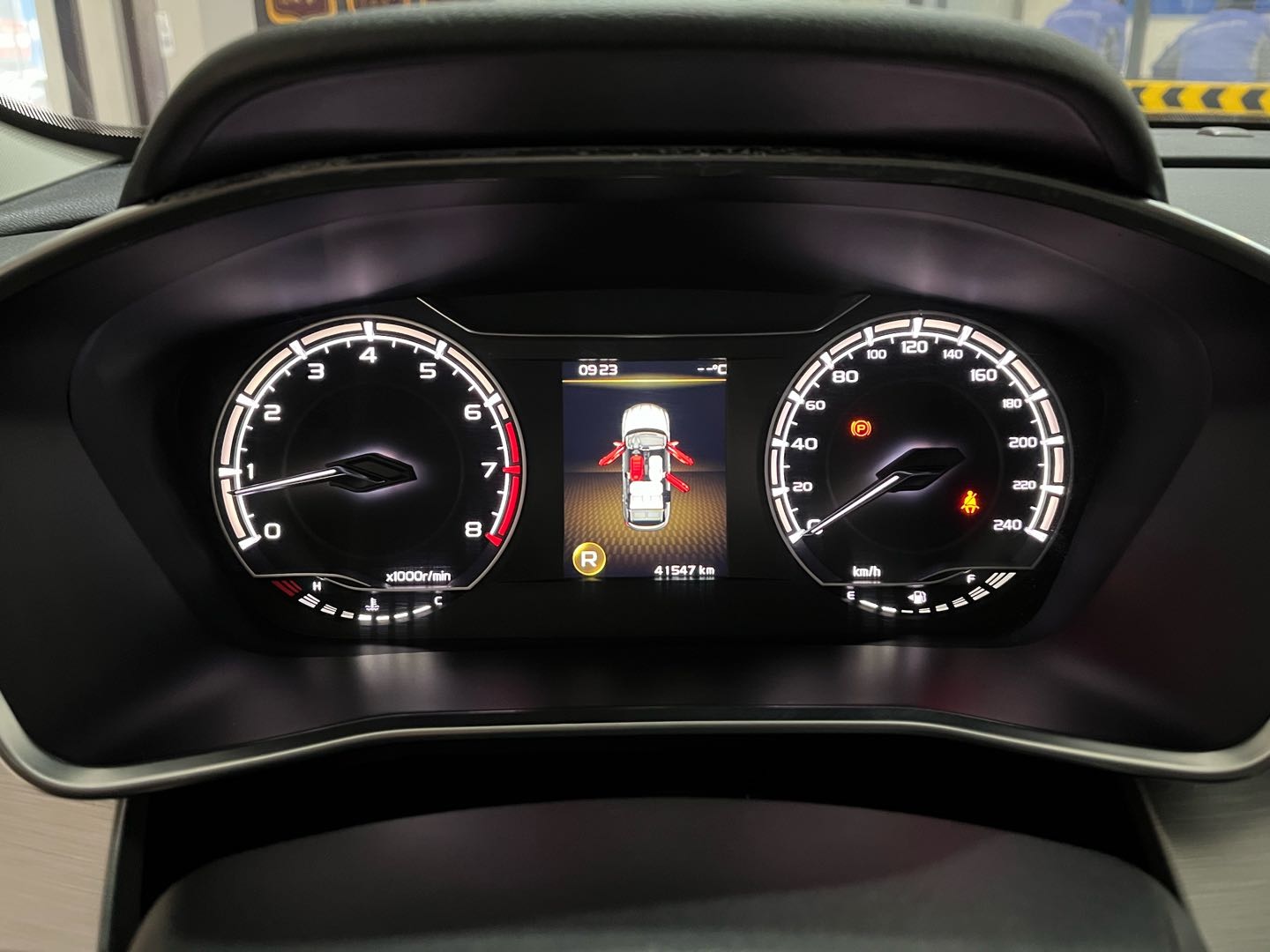 GEELY Coolray 2021 car image #15